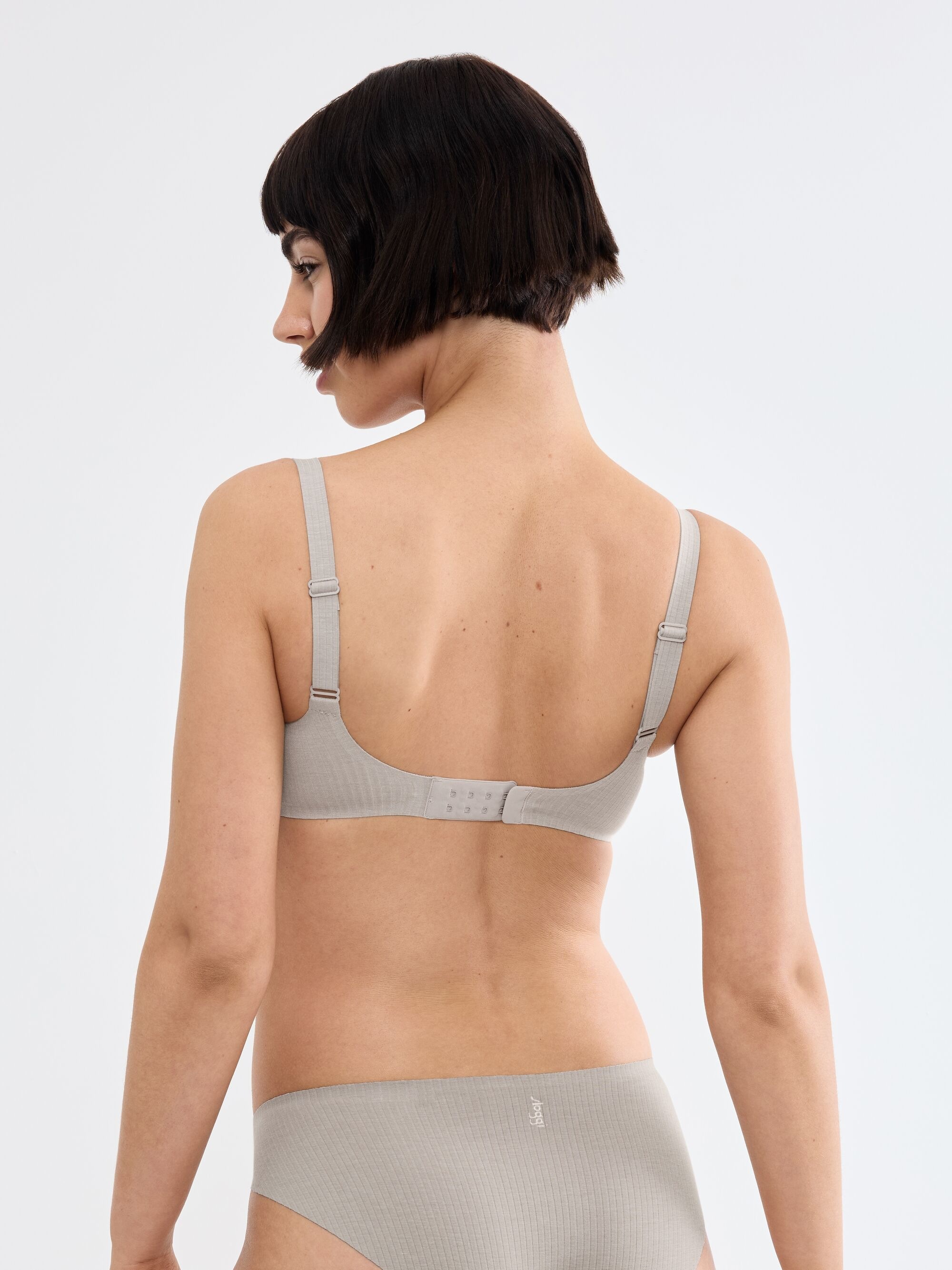 sloggi Soutien-gorge sans armatures »ZERO Feel Pure THE UP TShirt Bra« naturel et invisible
