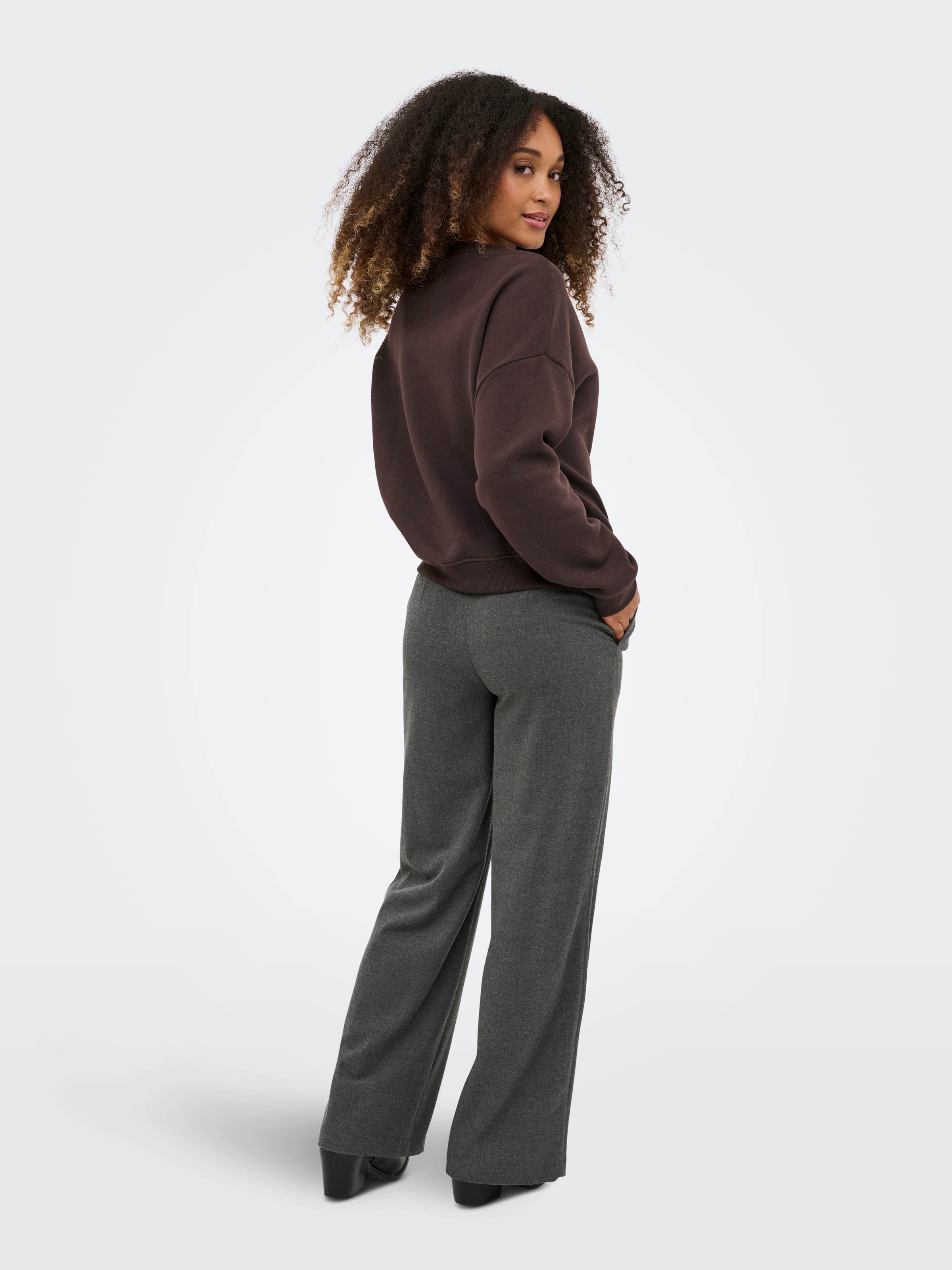 ONLY Sweat-shirt »ONLSWEAT L/S CREW OVERSIZE SWT«, Baumwollmischung, loose fit, Rundhals
