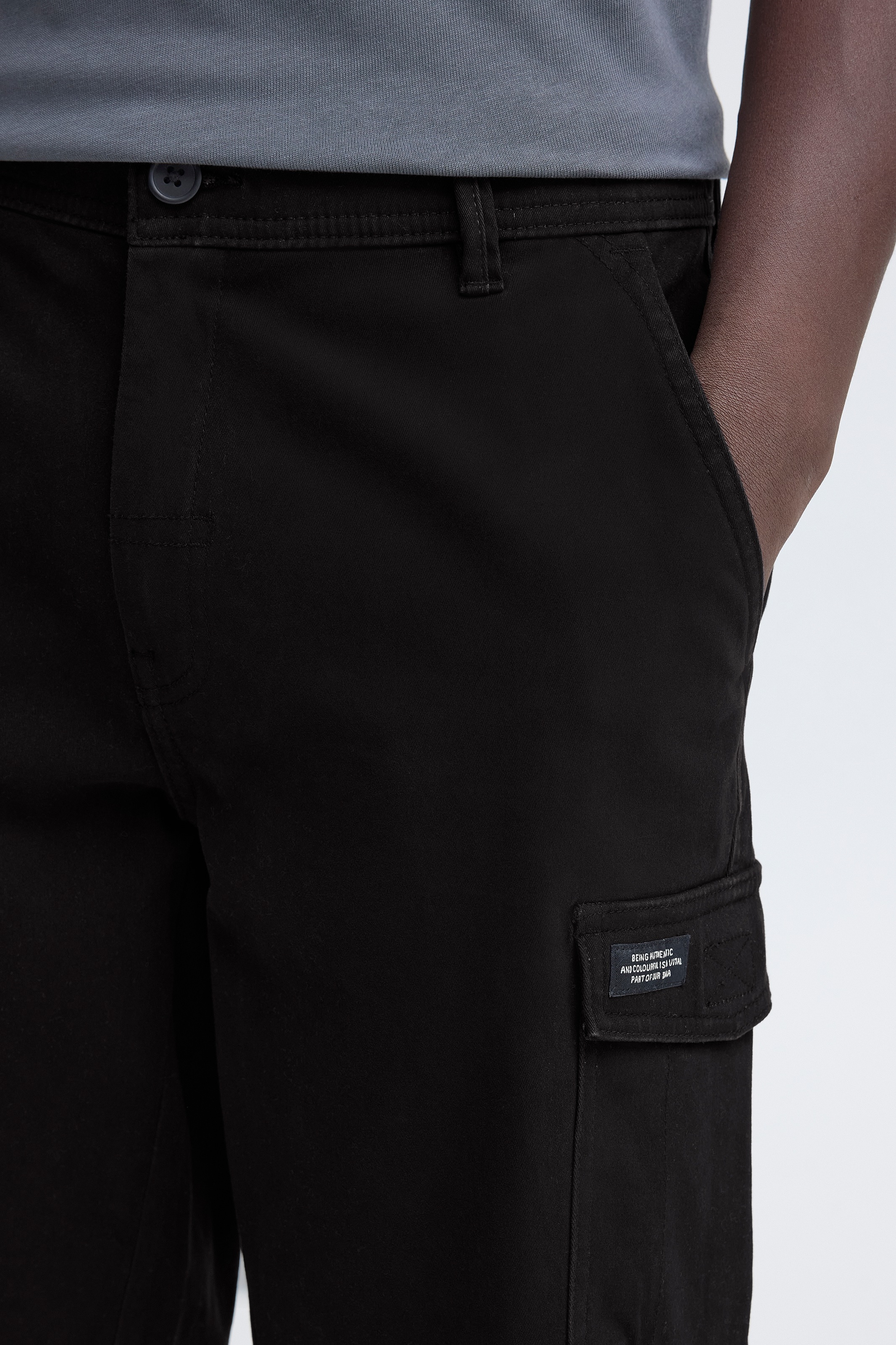 Blend Short »BHMASON SLIM/REG CARGO SHORTS«  avec étiquette de marque, en mélange de coton, Regular Fit, élastique