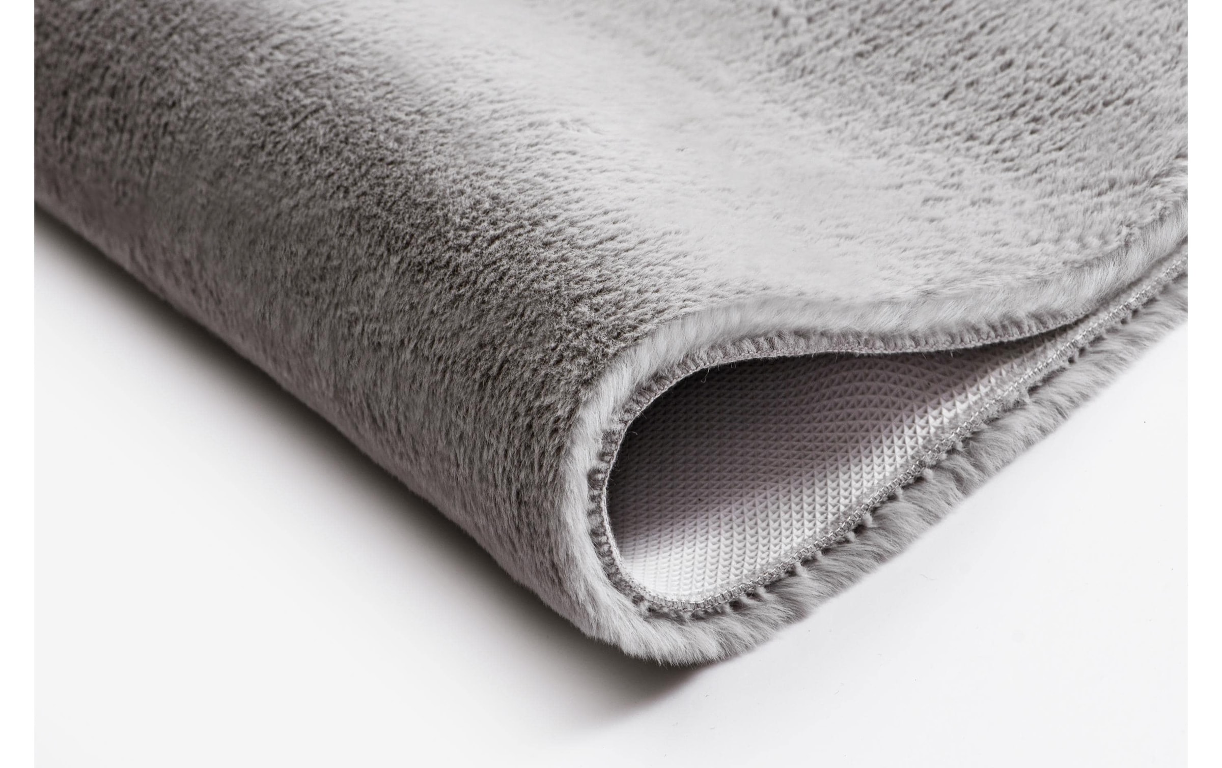 Kleine Wolke 1100000002199 »Cony, Badvorleger, Badezimmer Teppich« Höhe 25 mm rutschhemmend beschichtet fussbodenheizungsgeeignet Badteppich, Fell-Optik, Uni Farben, besonders weich & kuschelig