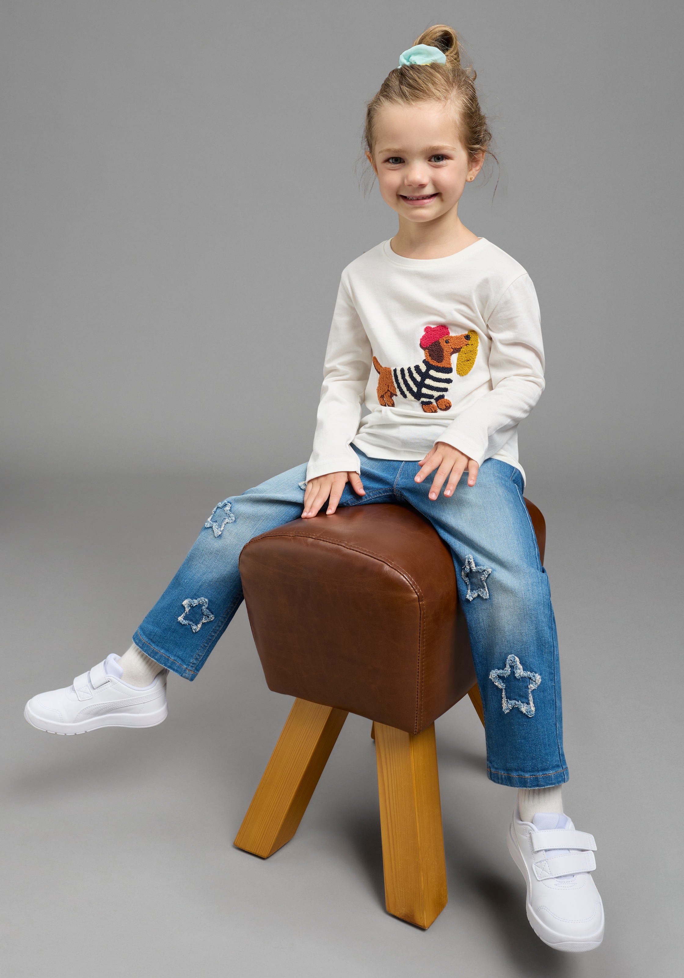 KIDSWORLD Langarmshirt »Shirt mit Frottee-Applikation: DACKEL« Shirt für Dackel-Fans, Basic-Stil, mit modischer Frottee-Applikation
