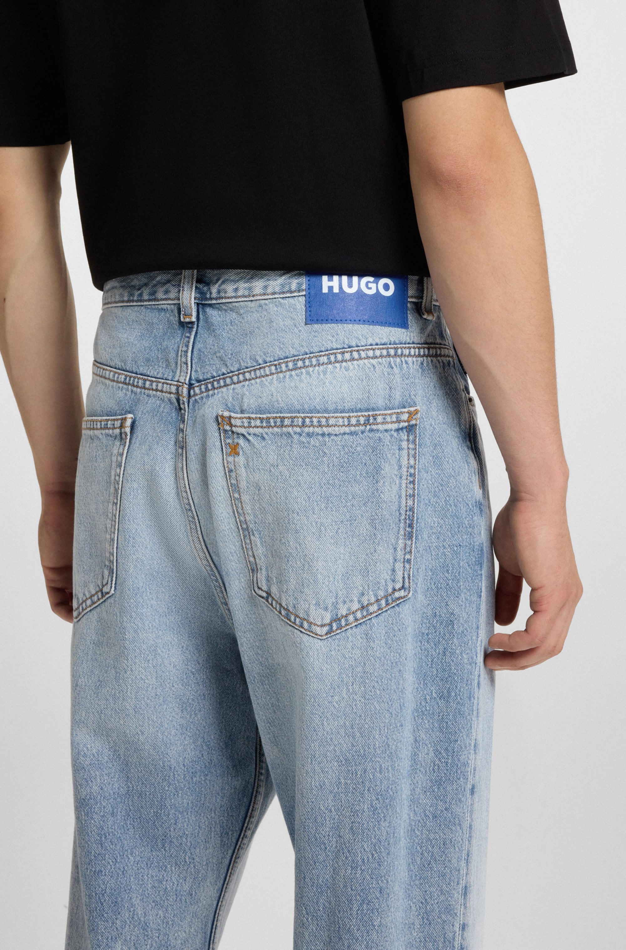 HUGO Blue Jeans loose fit »Nate« in heller Waschung