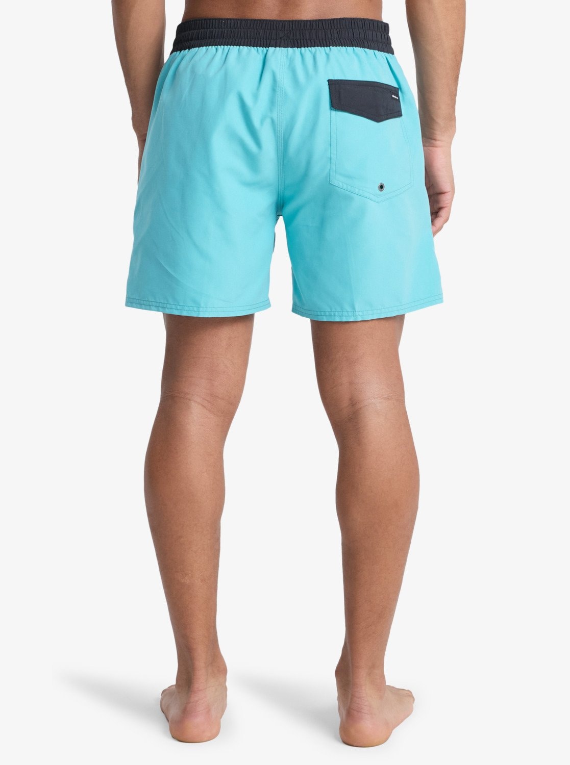 Quiksilver Badeshorts »EVERYDAY HALF JAM 16« schnell trocknendes Material, mit normaler Leibhöhe, Straight Leg Fit