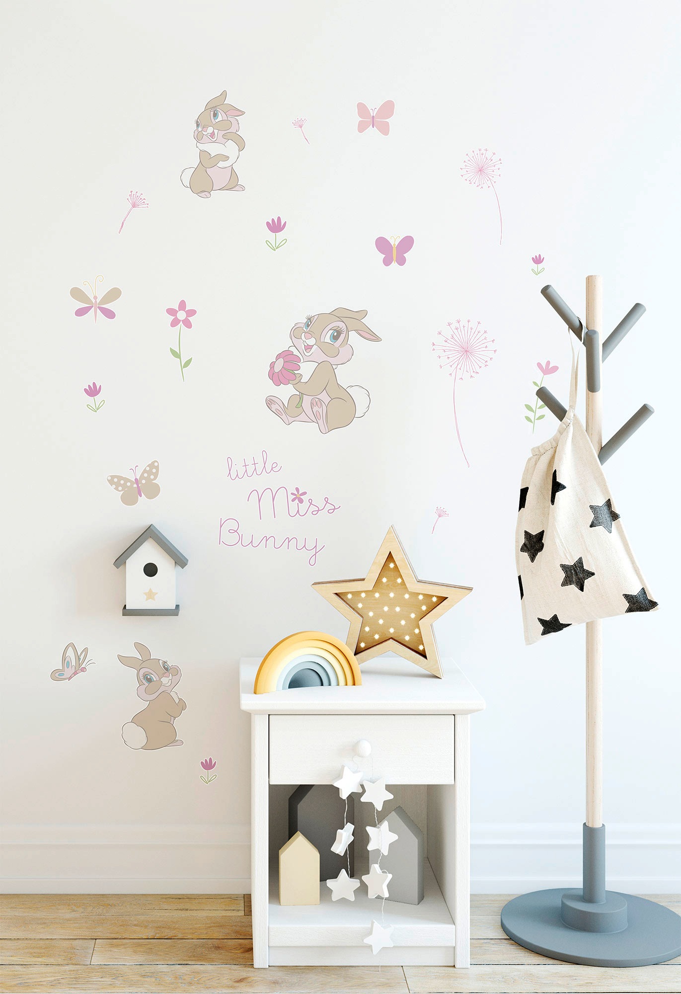 Komar Autocollant mural »Little Miss Bunny - Grösse 50 x 70 cm« selbstklebend, Wandsticker, Kinderzimmer