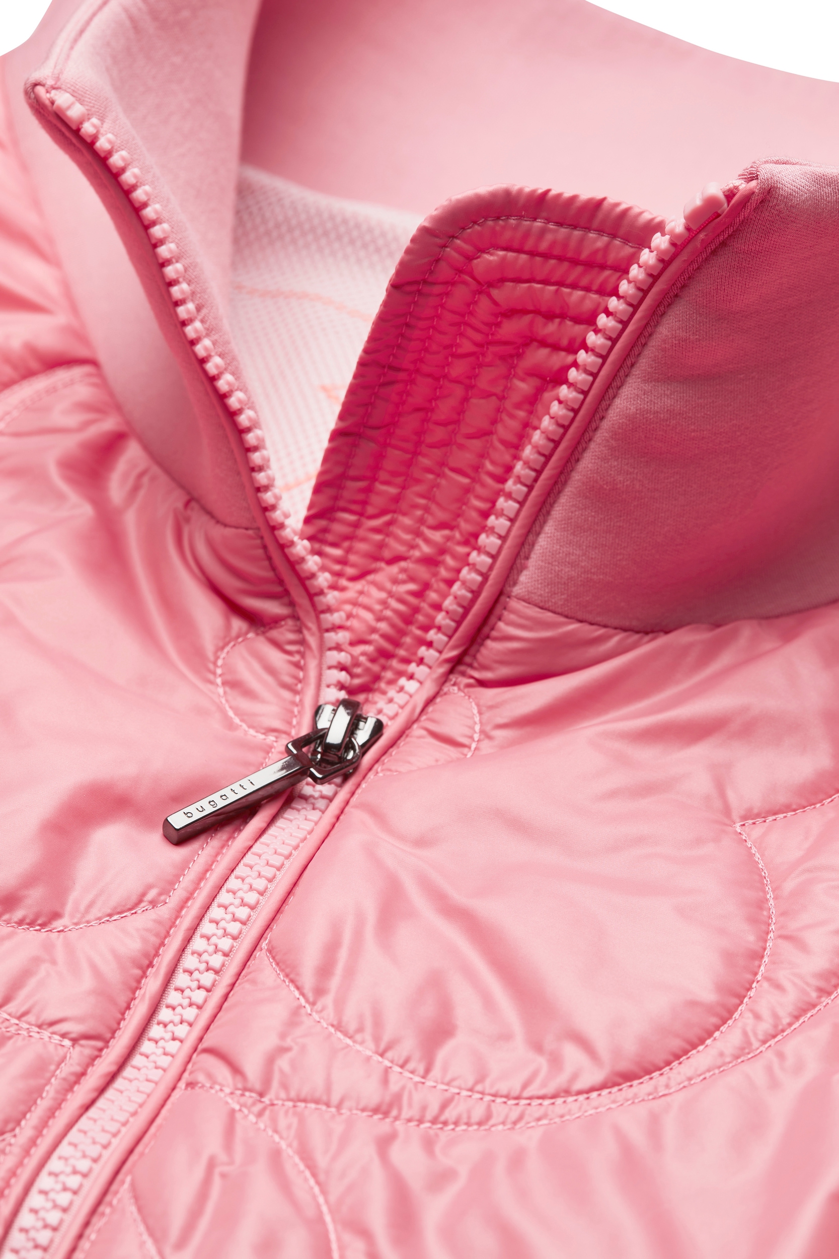 bugatti Blouson ohne Kapuze aus hochwertiger Füllfaser