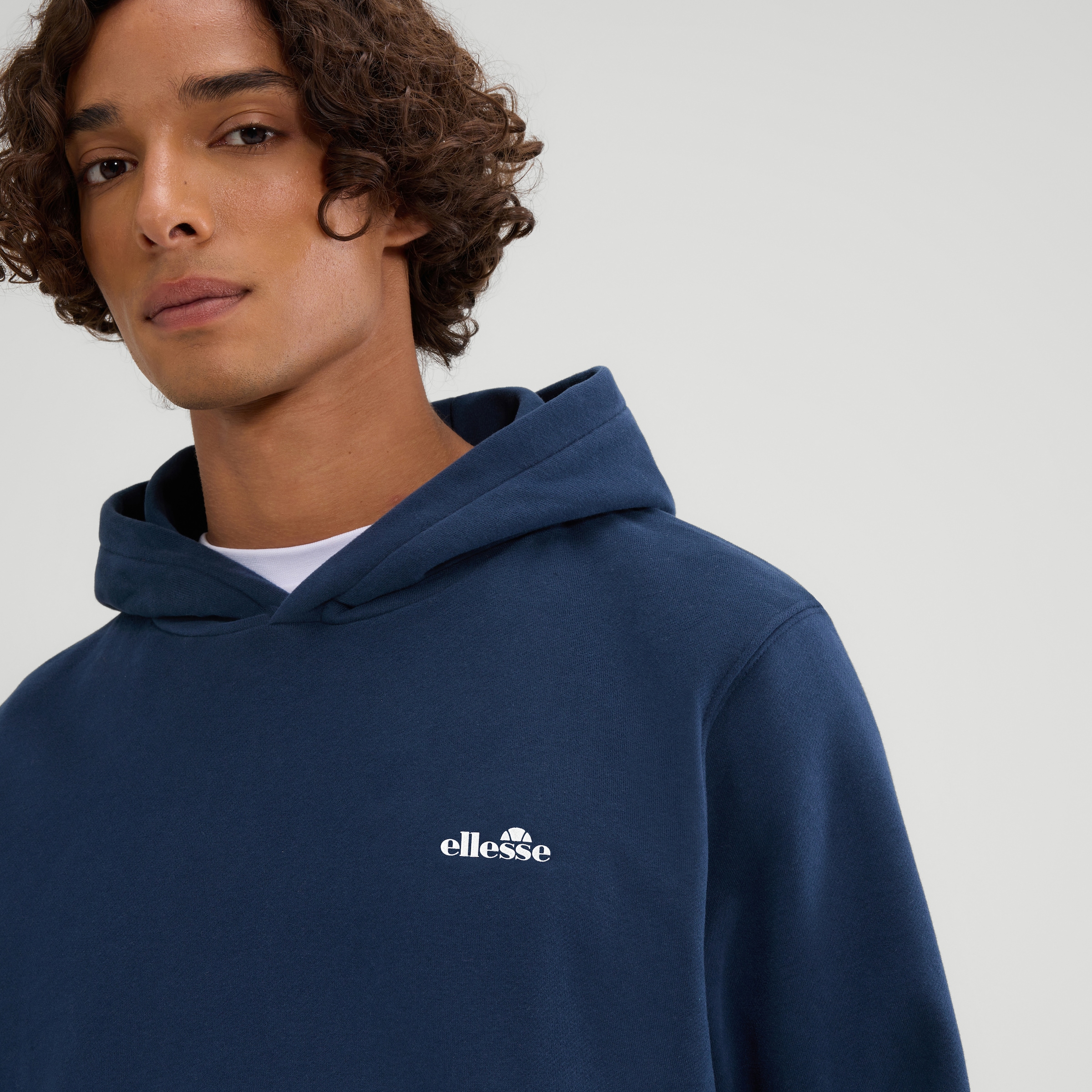 Ellesse Sweat à capuche »MADONE OH HOODY«, sportliche Passform, für sportliche Anlässe
