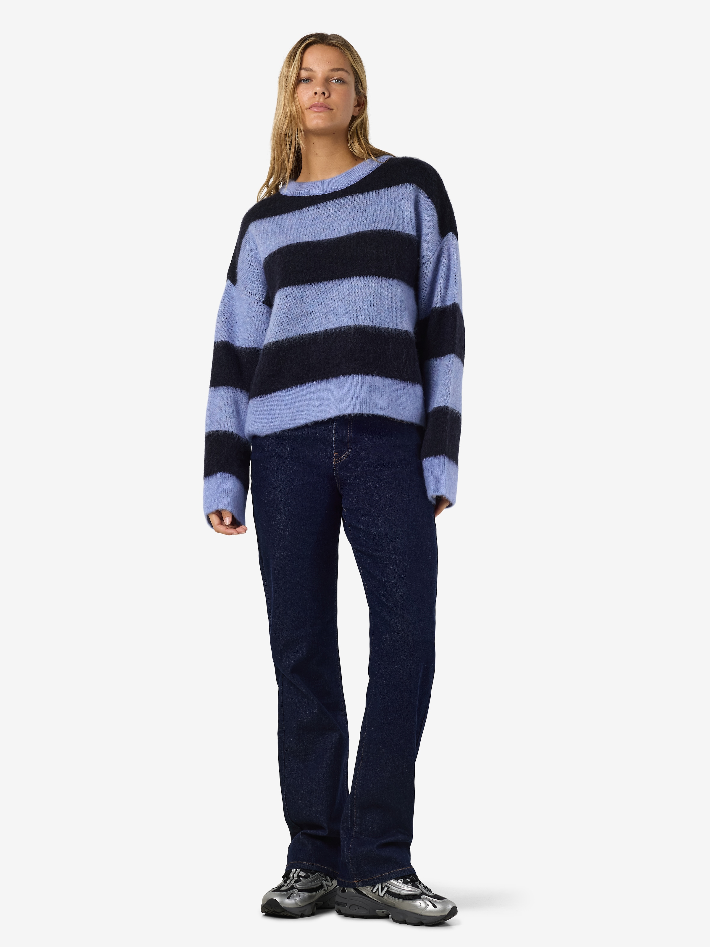 Noisy may Pull en tricot »NMSOFF L/S O-NECK KNIT NOOS« mélange de matériaux, coupe régulière