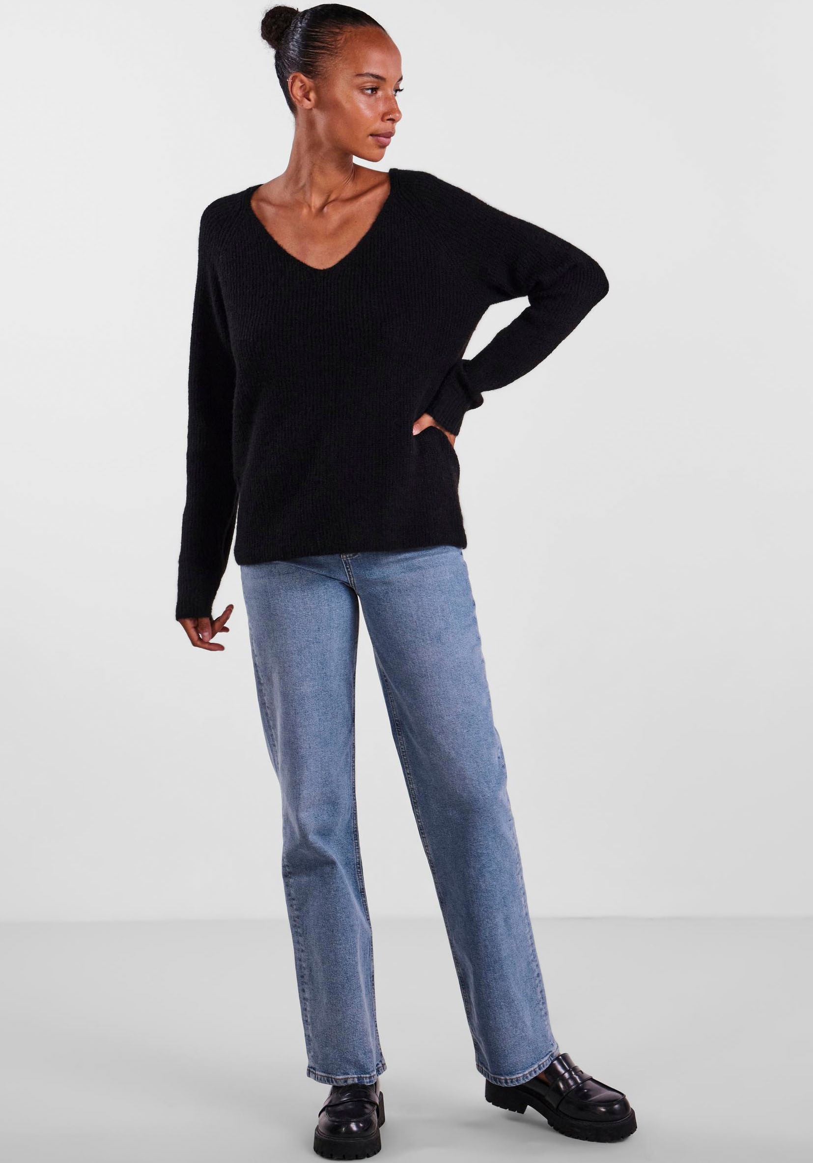 pieces Pull col V »PCELLEN LS V-NECK KNIT NOOS BC« mit Wolle