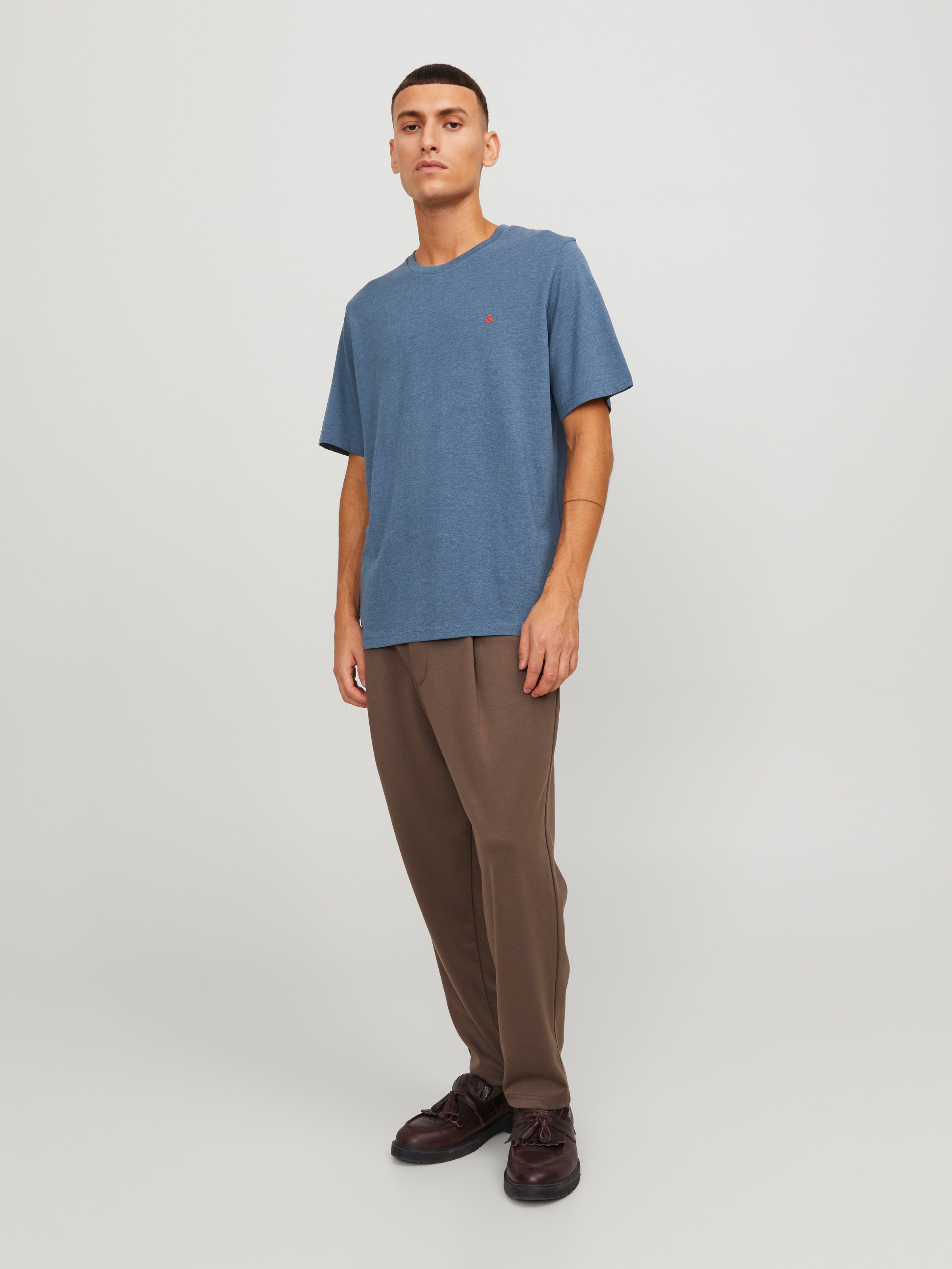 Jack & Jones Rundhalsshirt »JJEPAULOS TEE SS CREW NECK NOOS« Baumwollmischung, regular fit