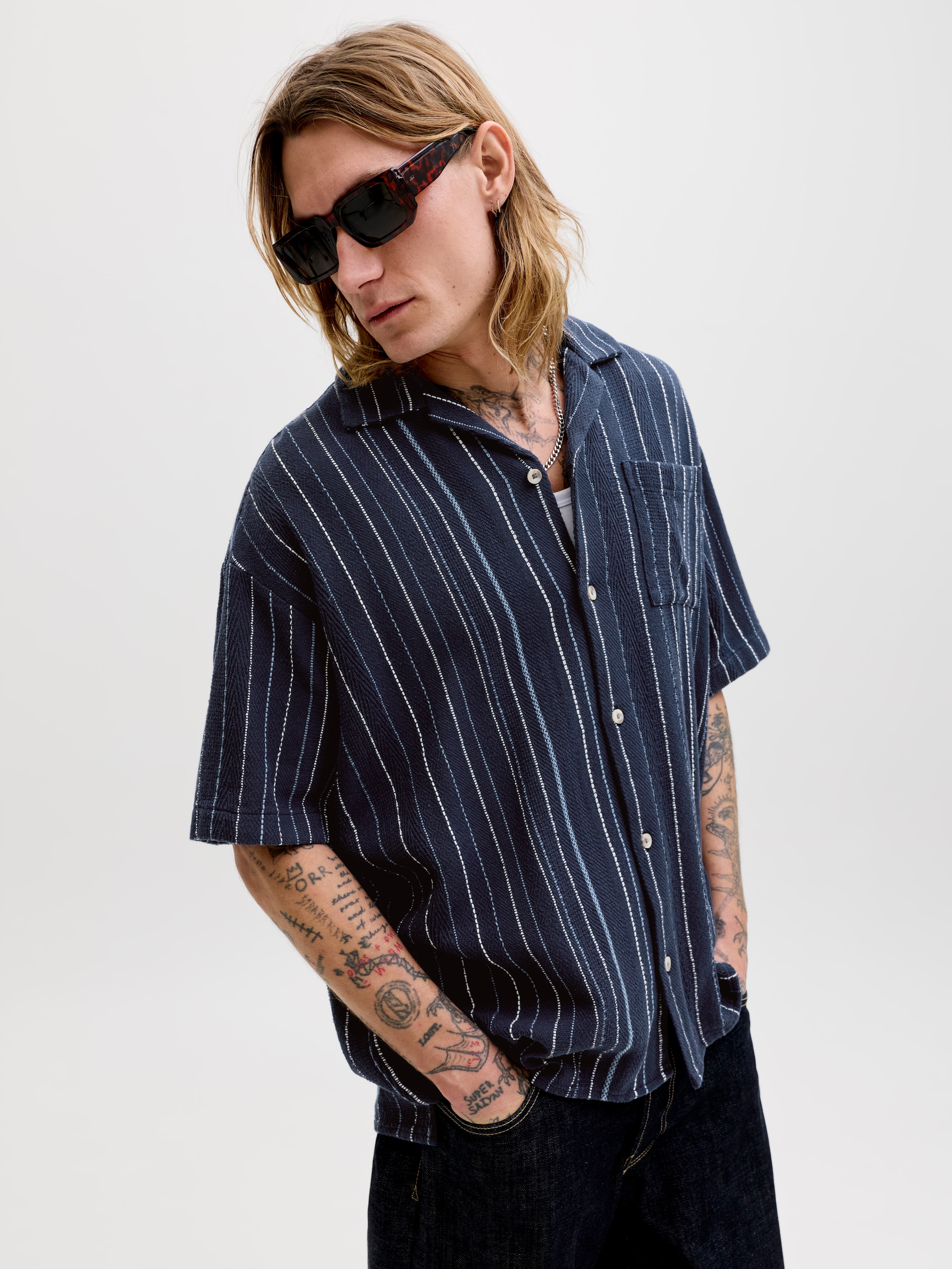 Jack & Jones Kurzarmhemd »JJEBRADLEY STRIPED RESORT SHIRT SS LN« Baumwolle, loose fit