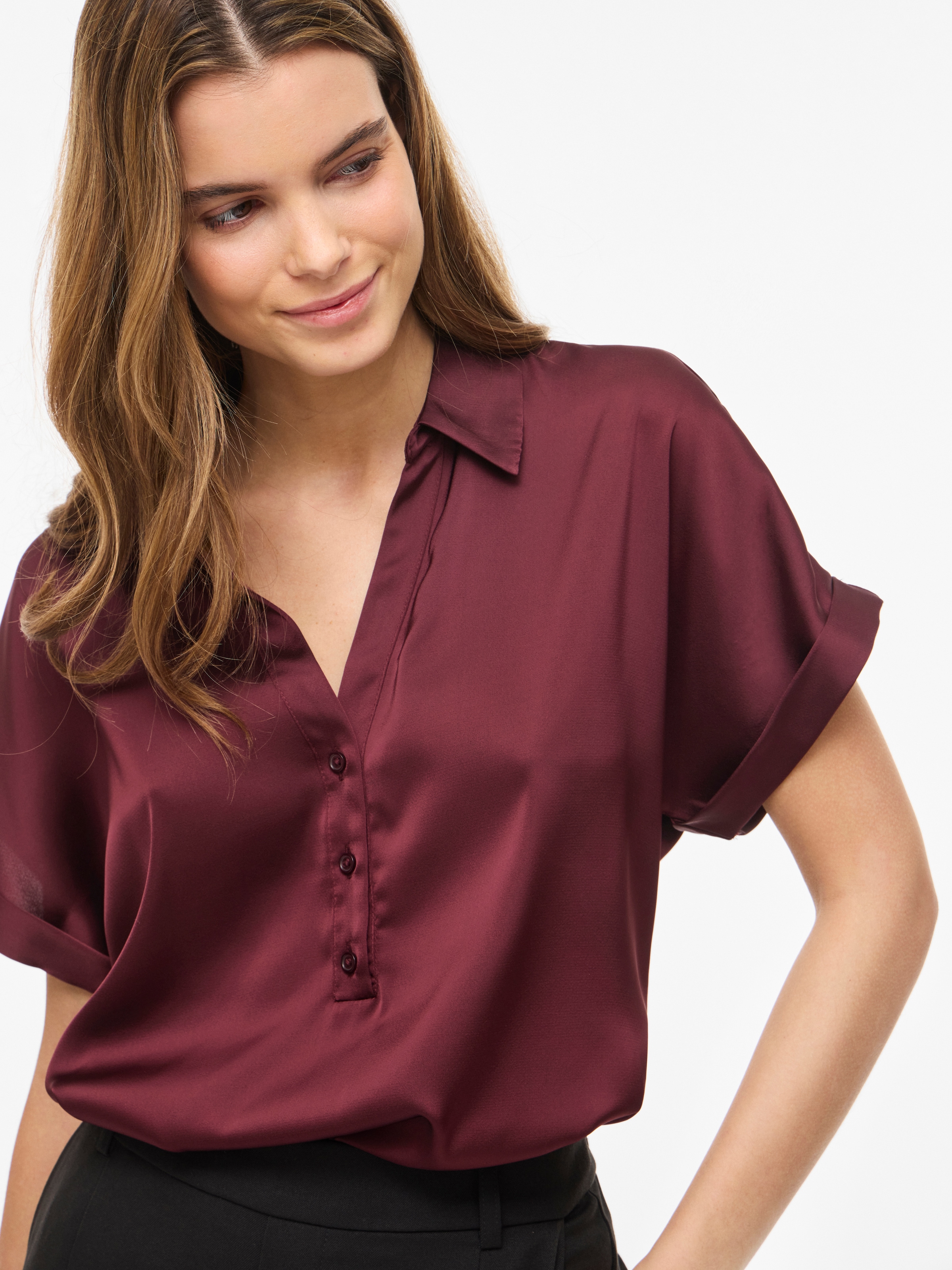 Vila Blouse à manches courtes »VIENNA RAVENNA S/S TOP - NOOS« Kunstfaser, regular fit