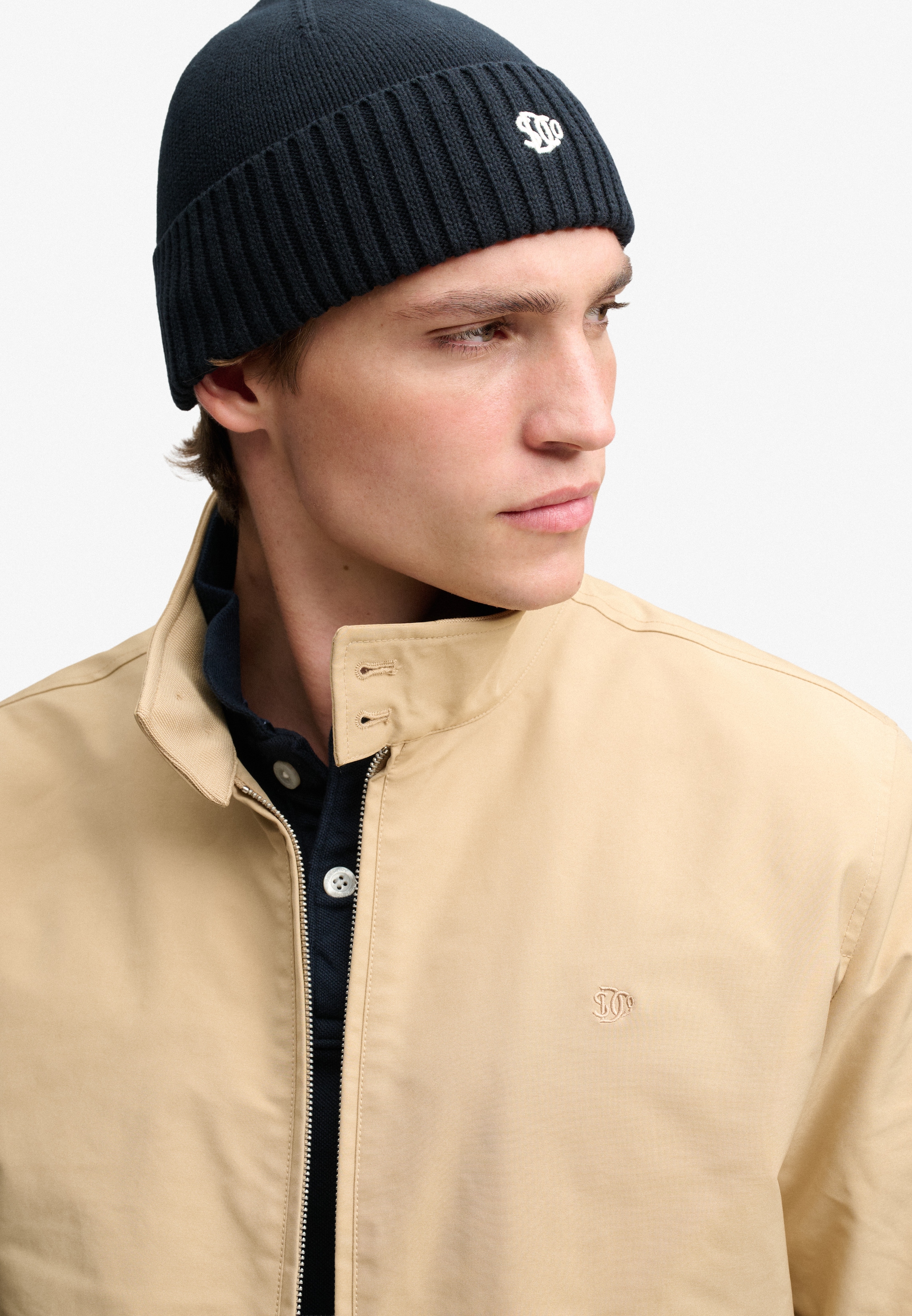 Superdry Beanie »SD LOGO BEANIE« Materialmix, regular fit