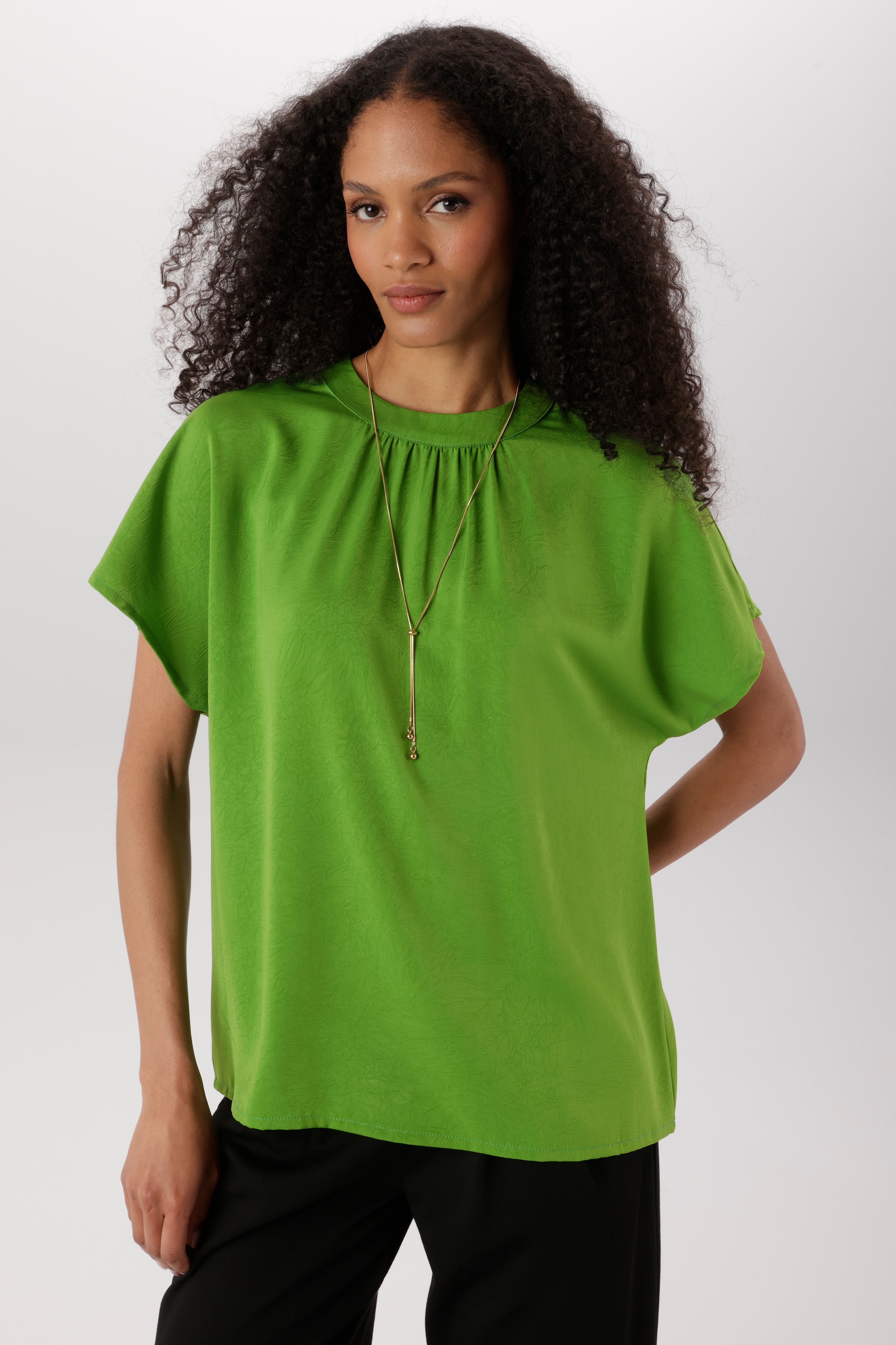 Aniston SELECTED Schlupfbluse in extra weiter Form und weicher Crinkleware - NEUE KOLLEKTION