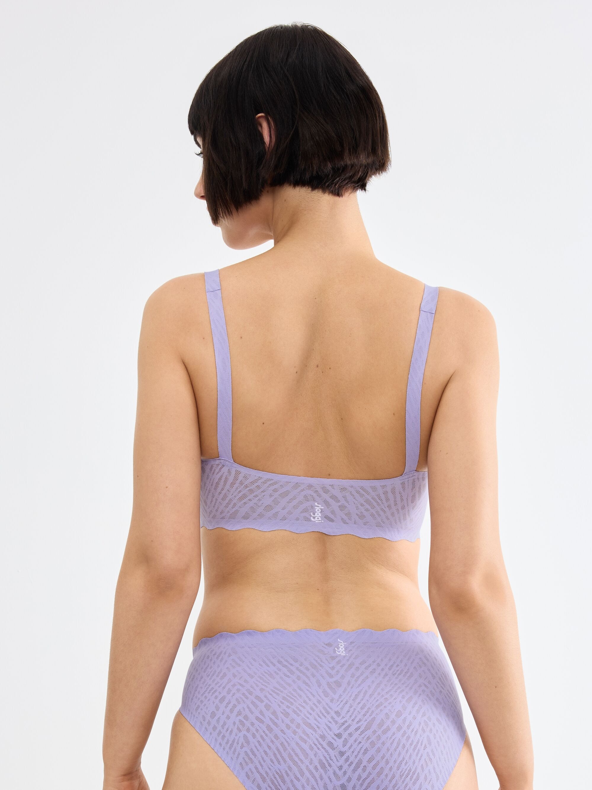 sloggi Bustier »ZERO Feel Bliss« mit herausnehmbaren, atmungsaktiven Pads und Stretch-Spitze