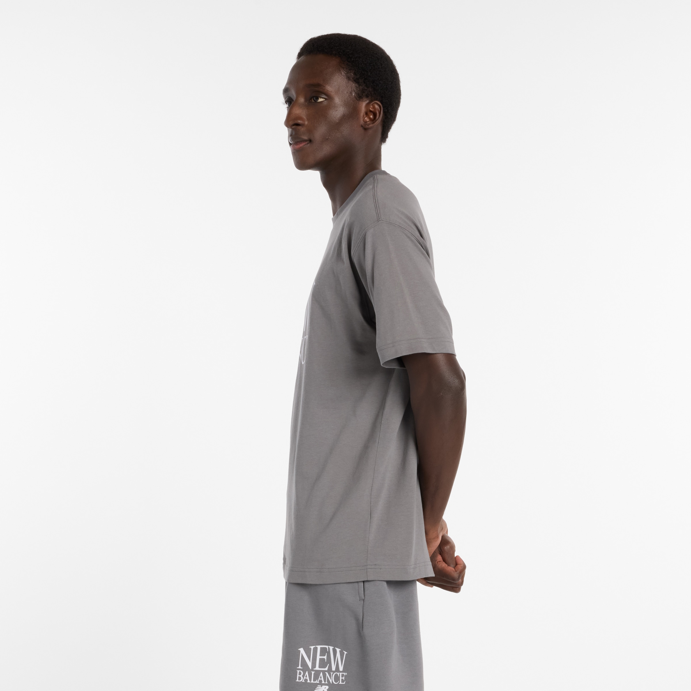 New Balance mit modernem Print-Design, Kurzarm, aus Baumwolle