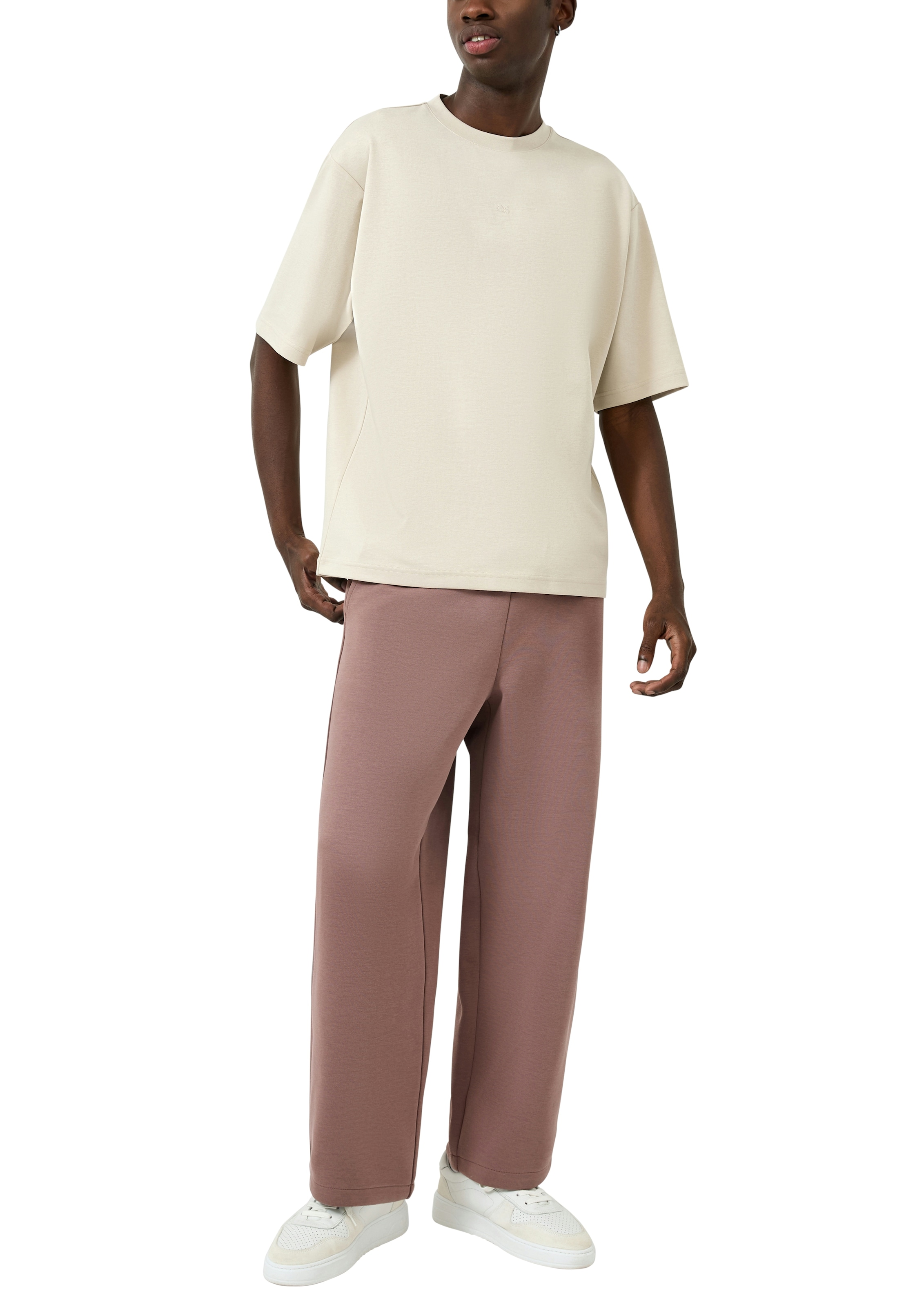 QS T-shirt à manches courtes mit kleiner Logo-Stickerei