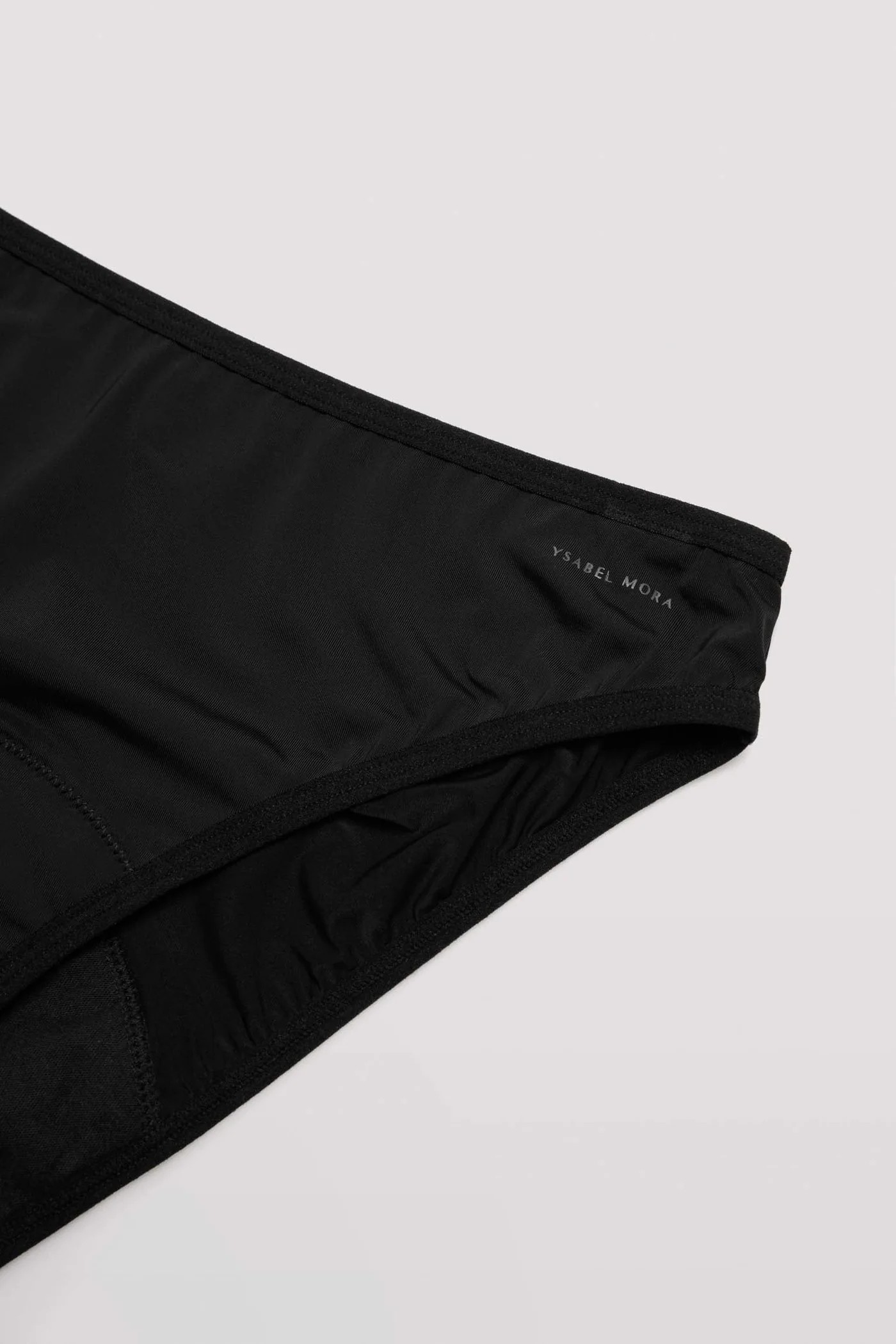 YSABEL MORA Slip périodique für ein sicheres Gefühl vor, während und nach der Menstruation