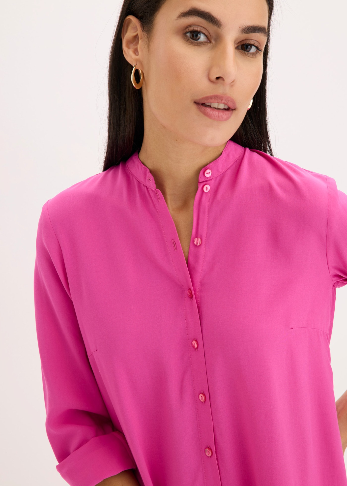 bonprix Longbluse gerade Passform, mit langem Arm, aus Viskose, mit Stehkragen