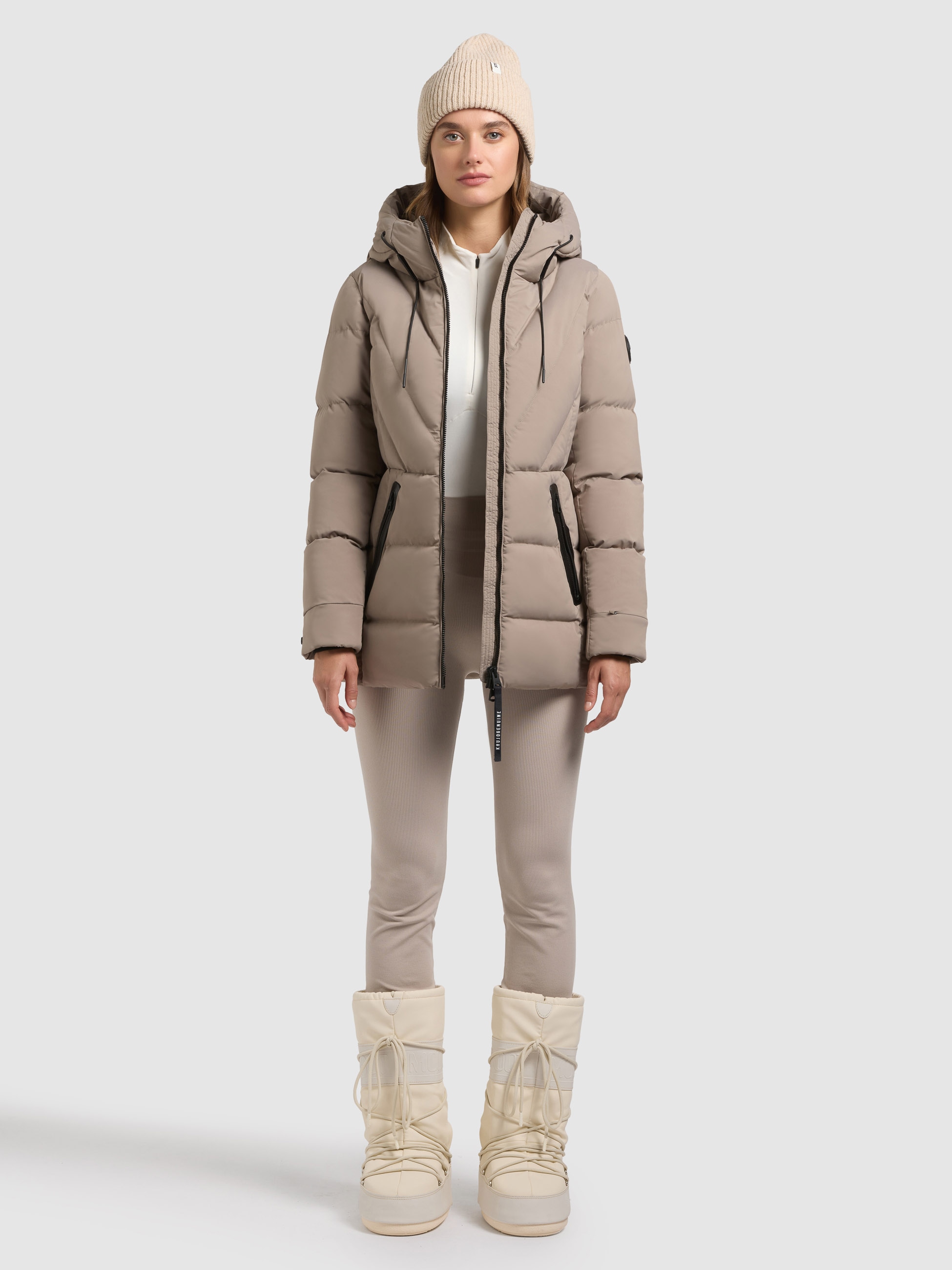 khujo Steppjacke »RABB« mit Kapuze Applikationen aus Lederimitat