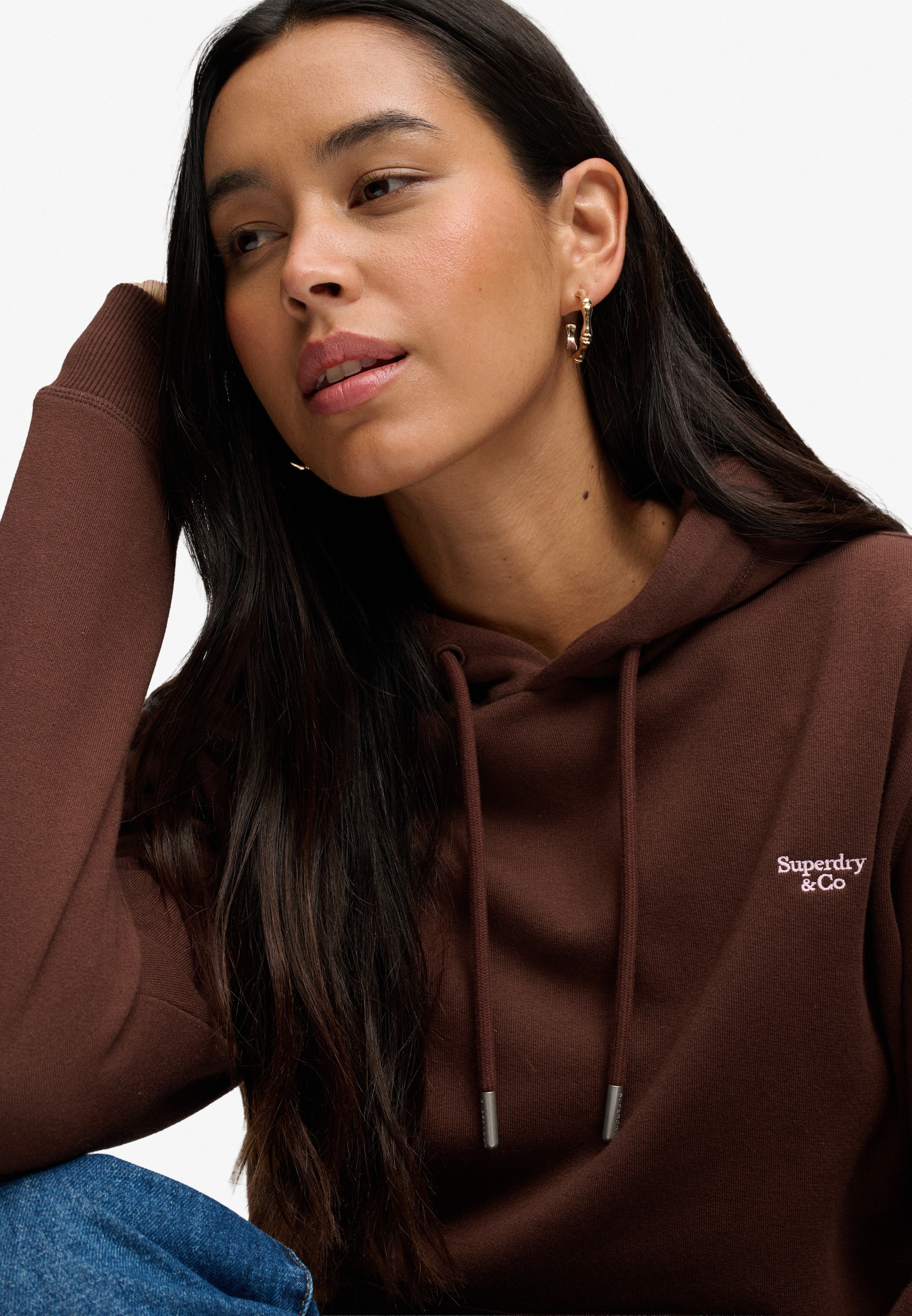 Superdry Sweat à capuche »SIGNATURE EMB HOOD«, mélange coton, coupe décontractée
