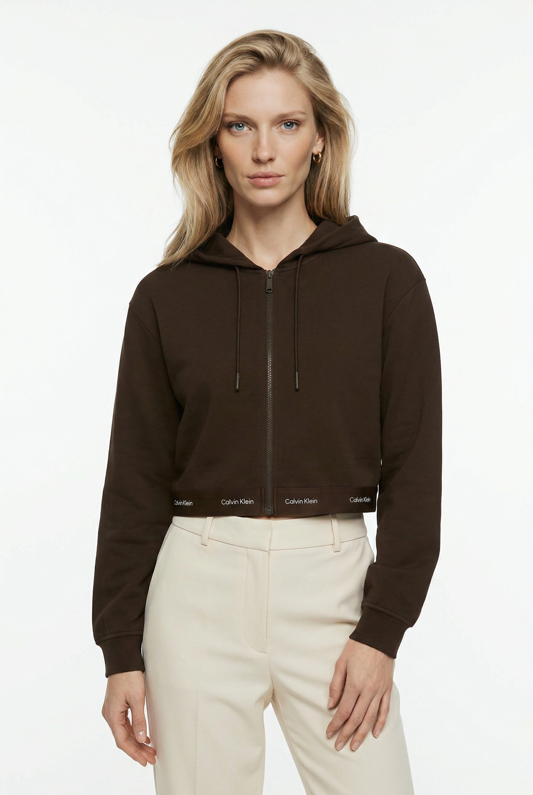 Calvin Klein Jeans Sweat à capuche »LOGO WAIST CROPPED« avec capuche, coupe courte, logo sur la ceinture