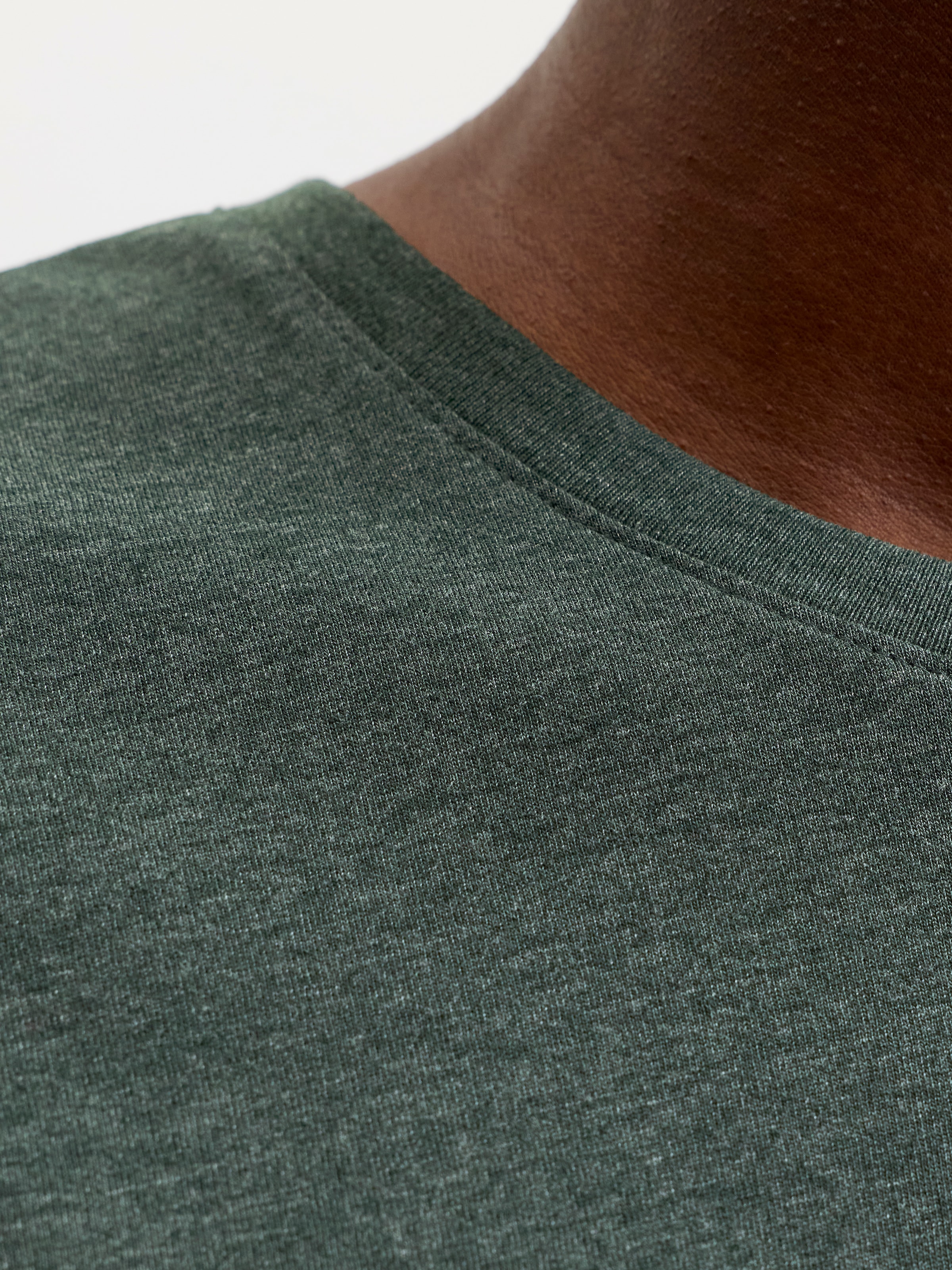Jack & Jones Shirt à col rond »JJEORGANIC MELANGE TEE SS O-NECK NOOS« mélange coton, coupe régulière