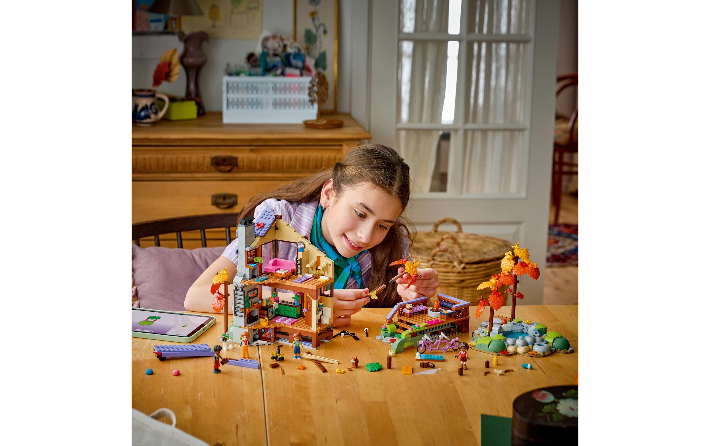 LEGO® Pions de construction »Gemütliche Hütte im Herbstwald (42705), LEGO Friends« fabriqué en Europe