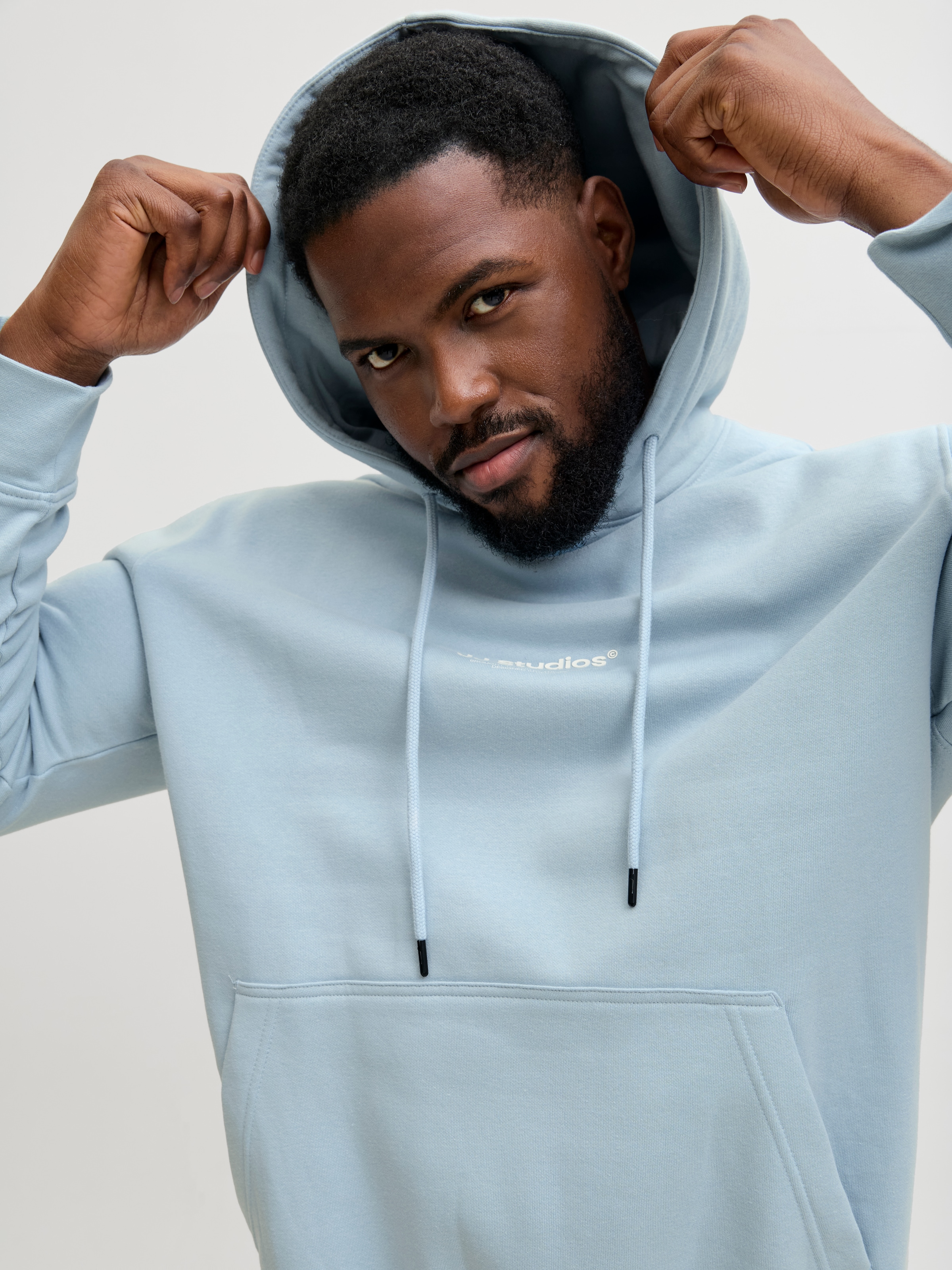 Jack & Jones PlusSize 1100000002199 »JJESOHO SWEAT HOOD NOOS PLS«, avec marquage logo
