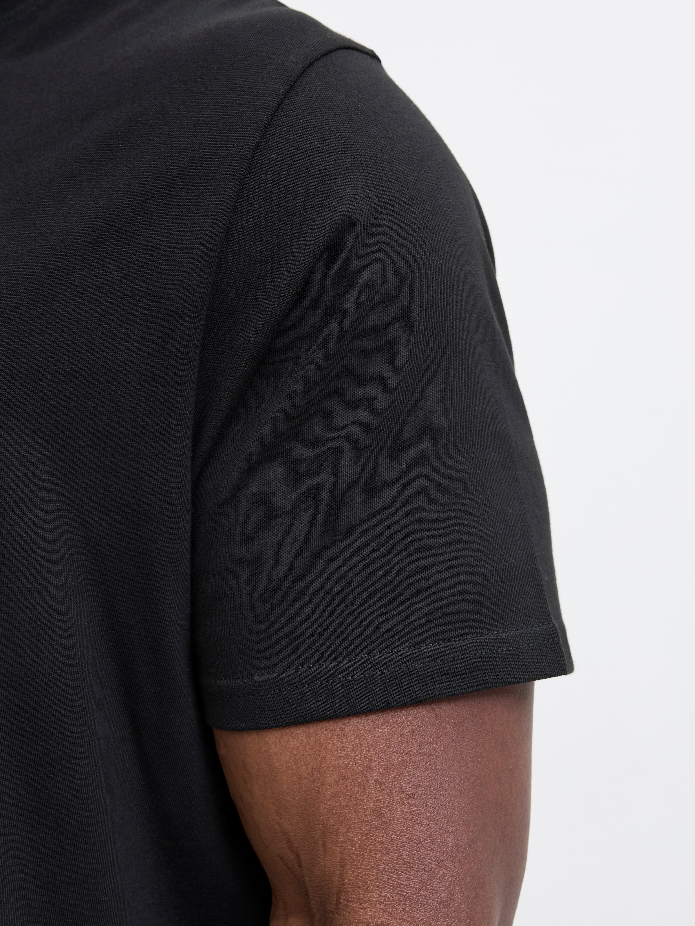 Jack & Jones PlusSize Shirt à col rond »JJESOHO TEE SS CREW NECK NOOS PLS« coton, coupe régulière
