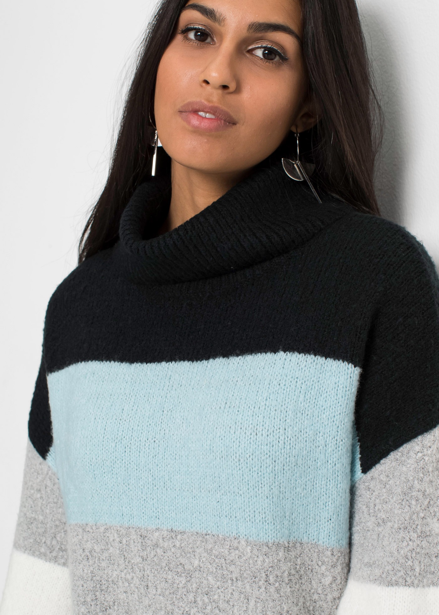 bonprix Pull long »Long-Pullover« aus Polyacryl, Polyester und Elasthan, mit Rollkragen