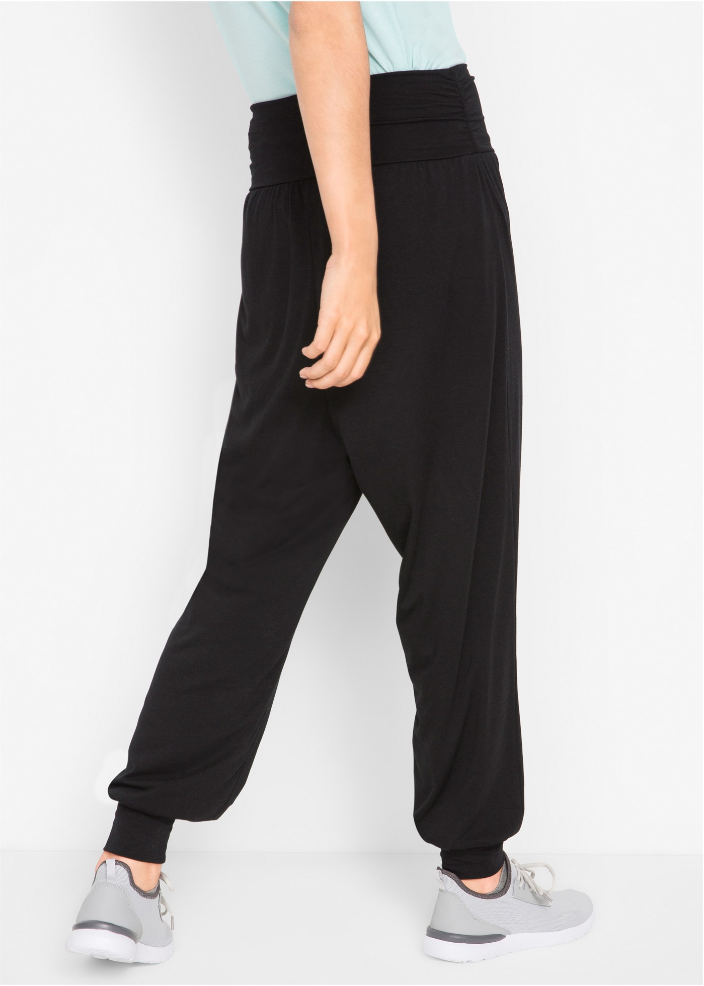 bonprix Sweathose  Haremshose mit Silikontape am Taillenbund