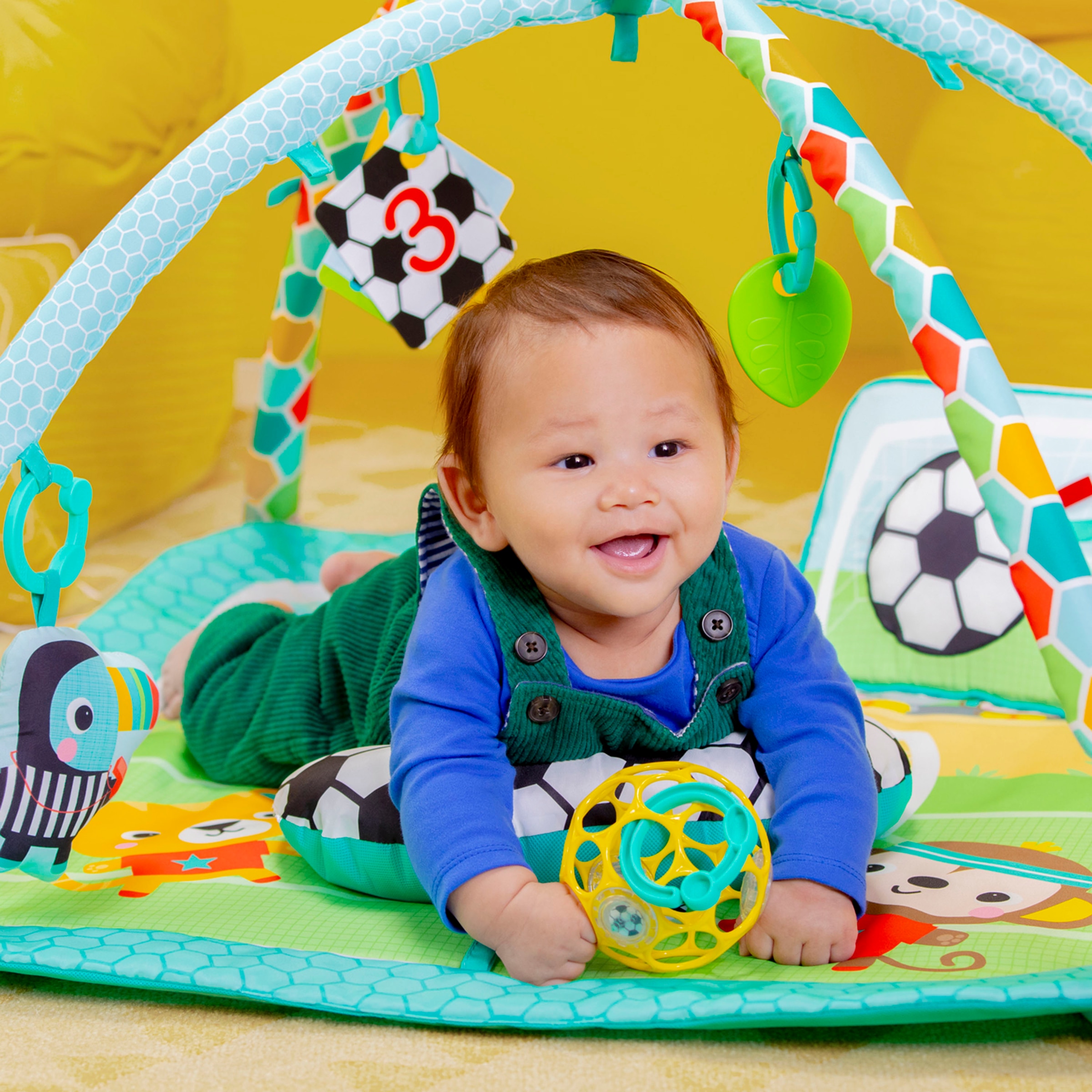 Bright Starts Spielbogen »Grip & Kick Activity Gym« mit Licht- und Soundeffekt