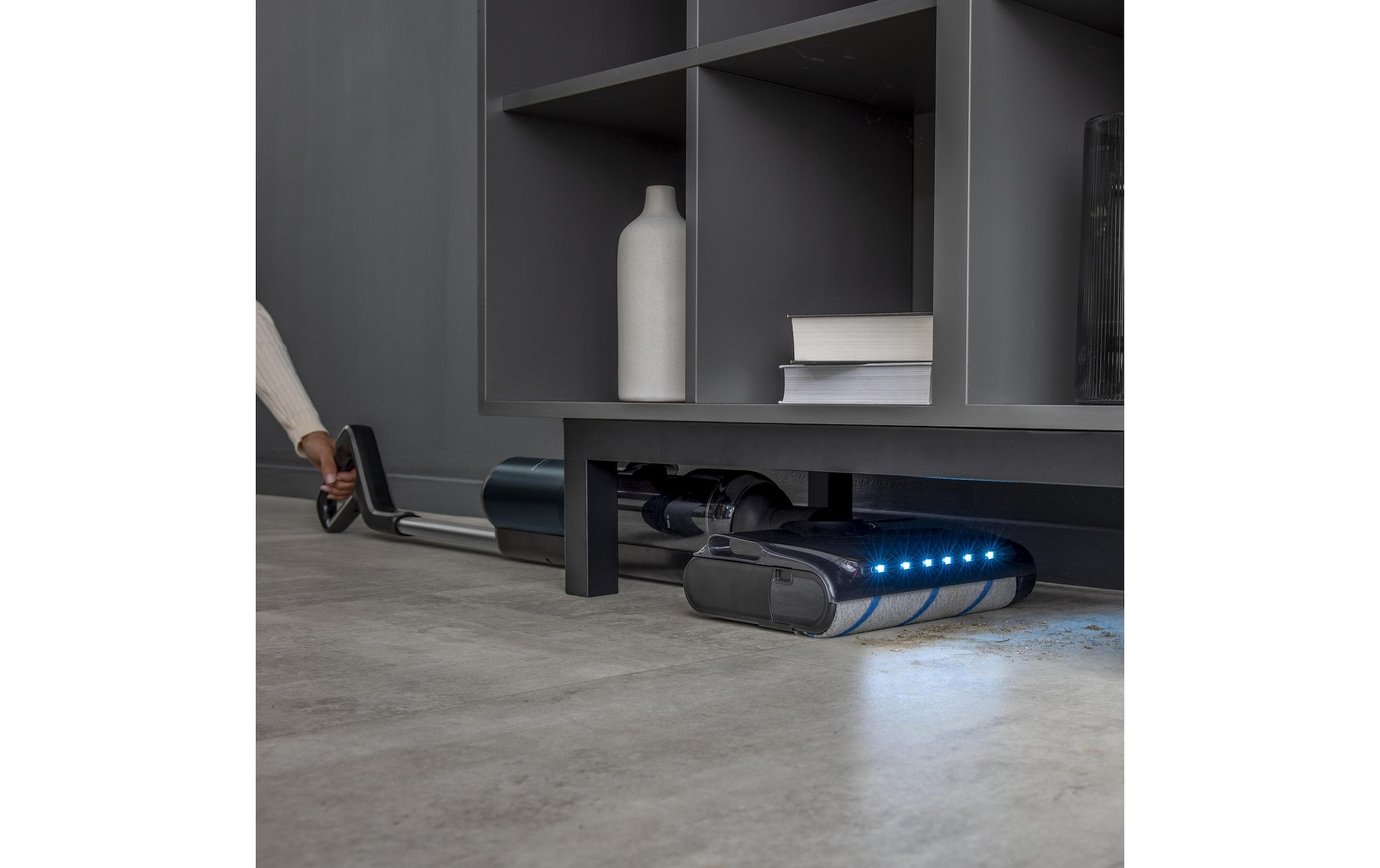 Rowenta Nass-Trocken-Sauger »X-Clean 7, Saugen und Wischen, LED-Display, 180° abflachbares Design« selbstreinigend, selbstfahrendes Walzensystem, für Hartböden, GZ5735