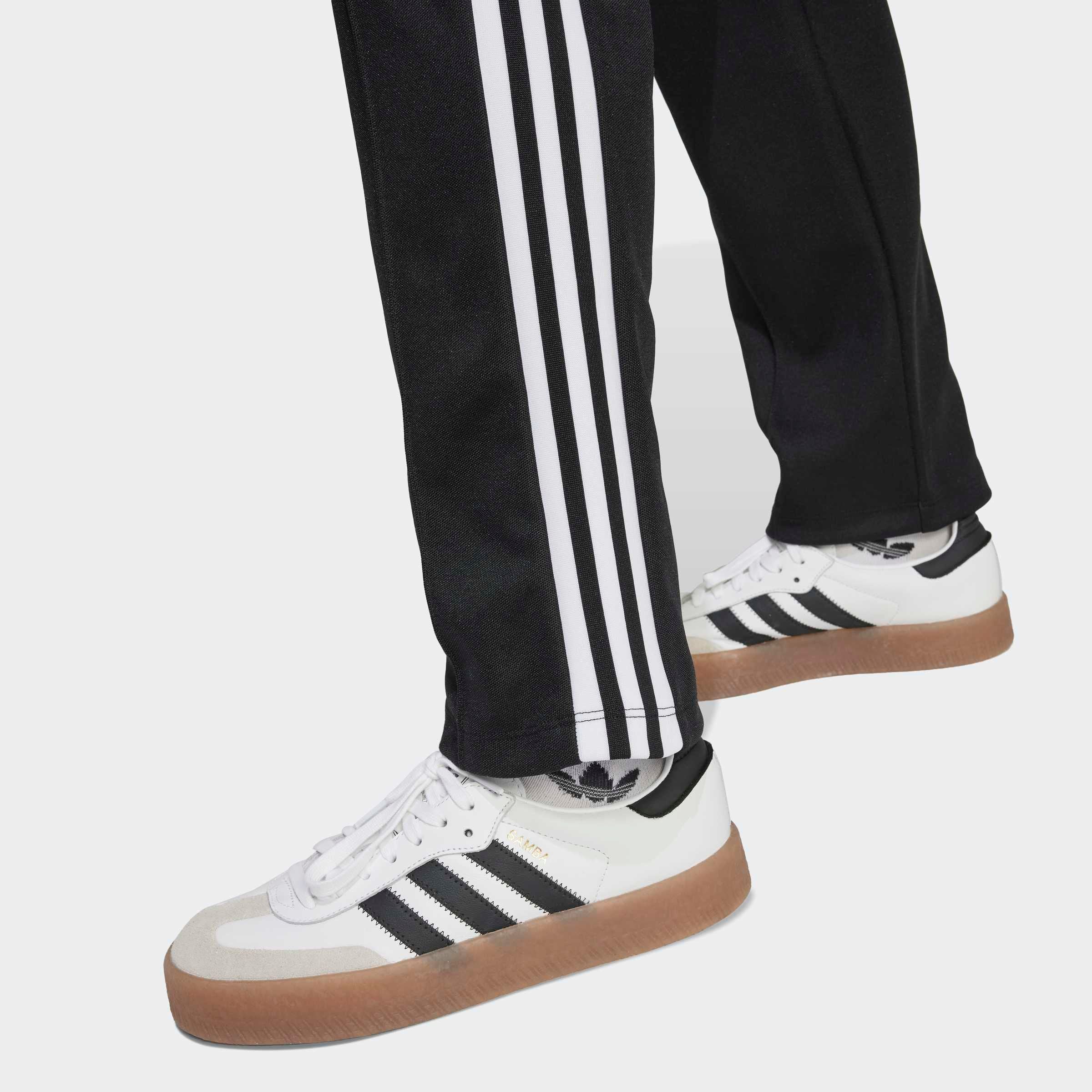 adidas Originals Sporthose »BECKENBAUER TP«  Retro Style, der gerade Schnitt mit schmal zulaufenden Bein