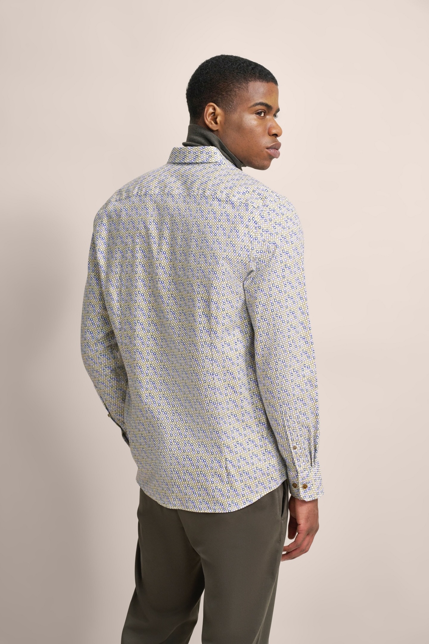 bugatti Chemise à manches longues mit Button-Down-Kragen