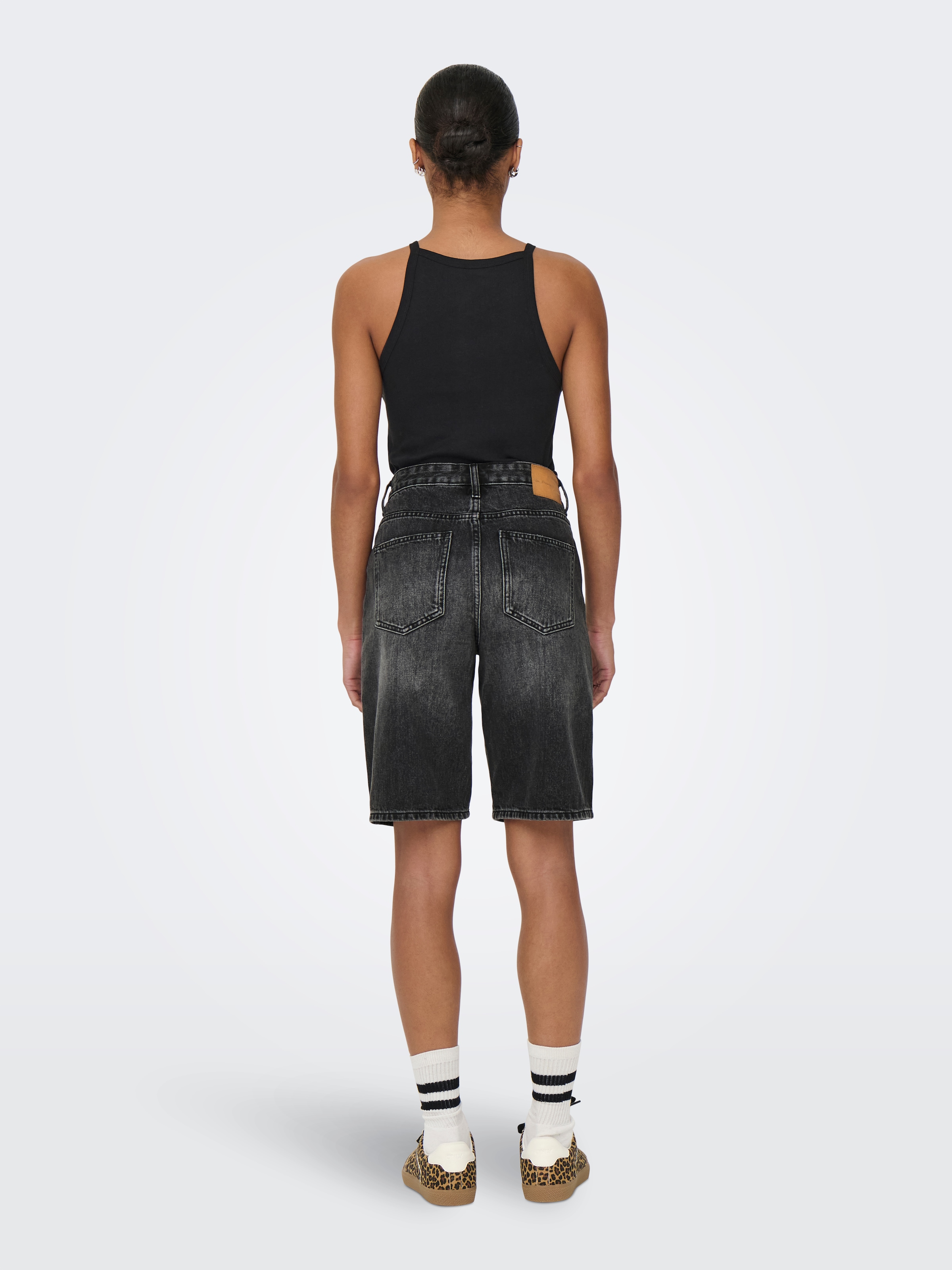 ONLY Short en jean »ONLSONNY HW WIDE DNM SHORTS NOOS« Coton, coupe régulière, taille haute