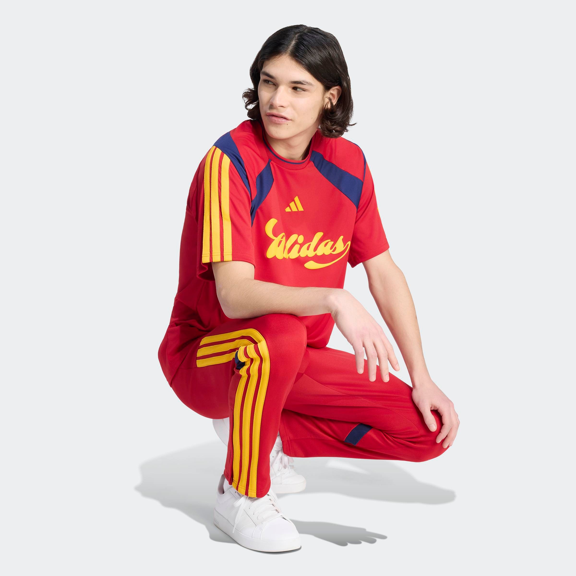 adidas Sportswear T-shirt »HOUSE OF TIRO NATIONS PACK TRIKOT« avec fermeture éclair, coupe normale, ourlet droit