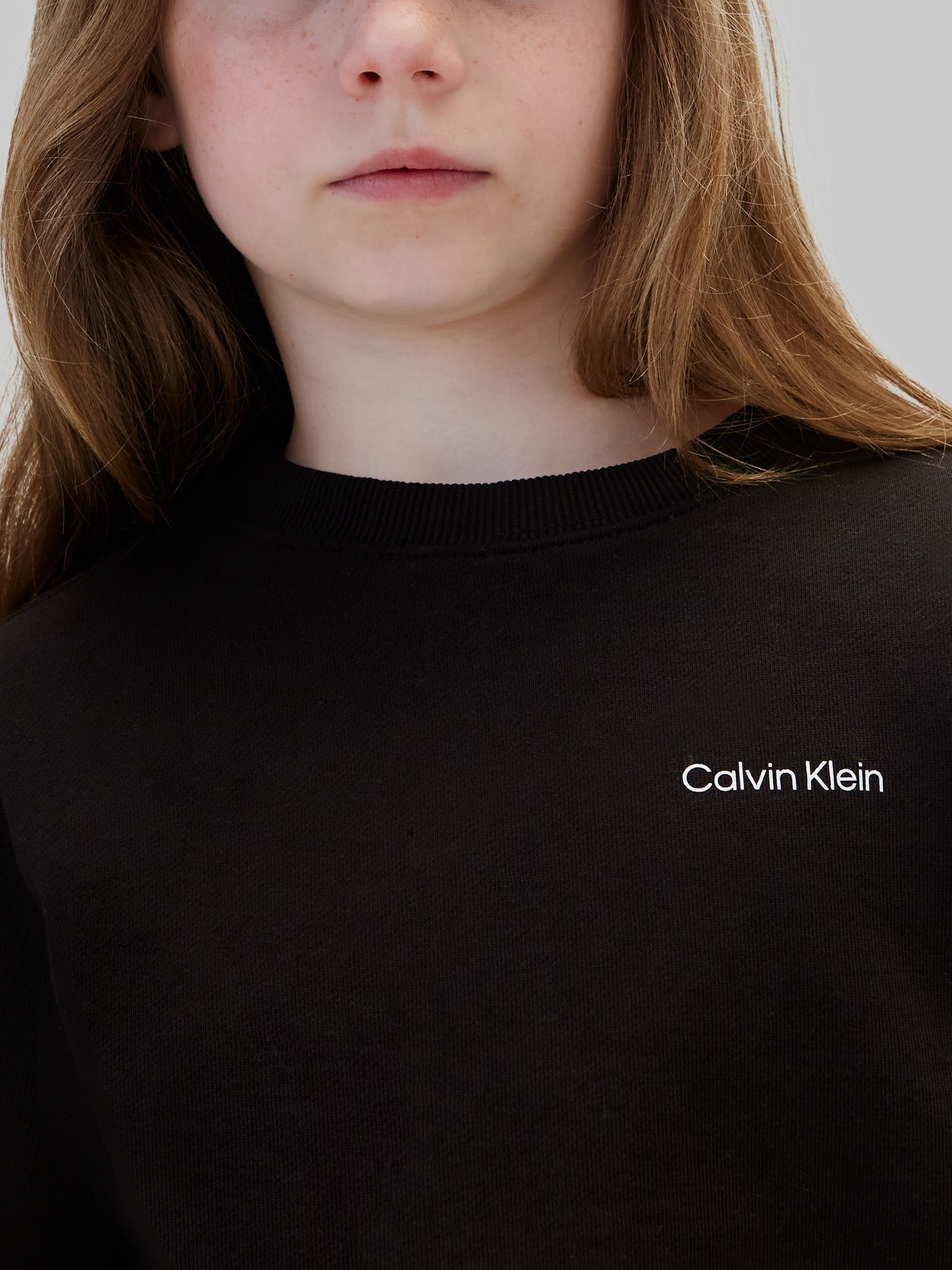 Calvin Klein Sweatshirt »SMALL CHEST INST. LOGO REG CN«, Regular fit , Logoschriftzug
