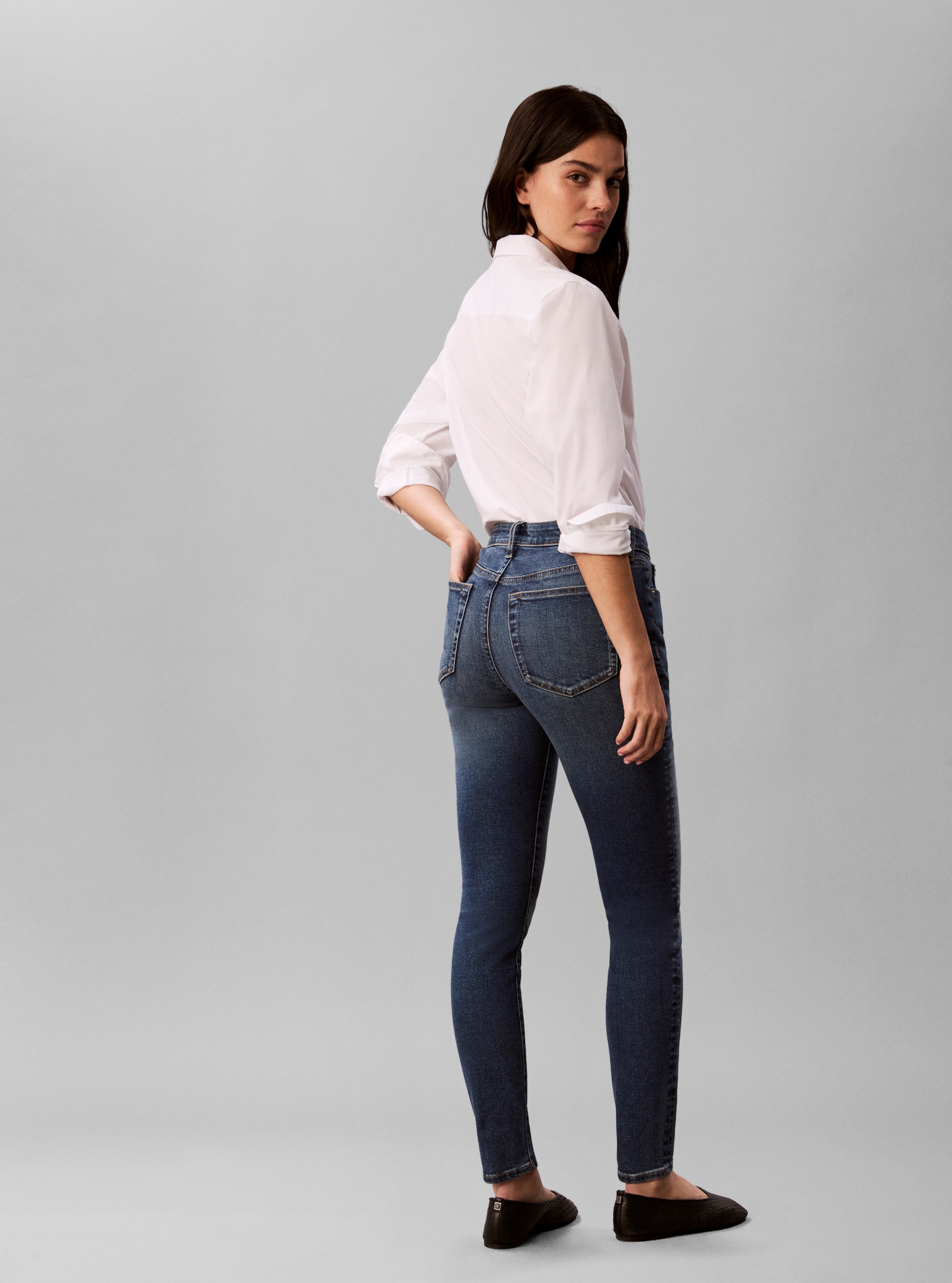 Calvin Klein Jeans Jeans skinny »MID RISE SKINNY BLUE BOROUGH« coupe skinny avec poches