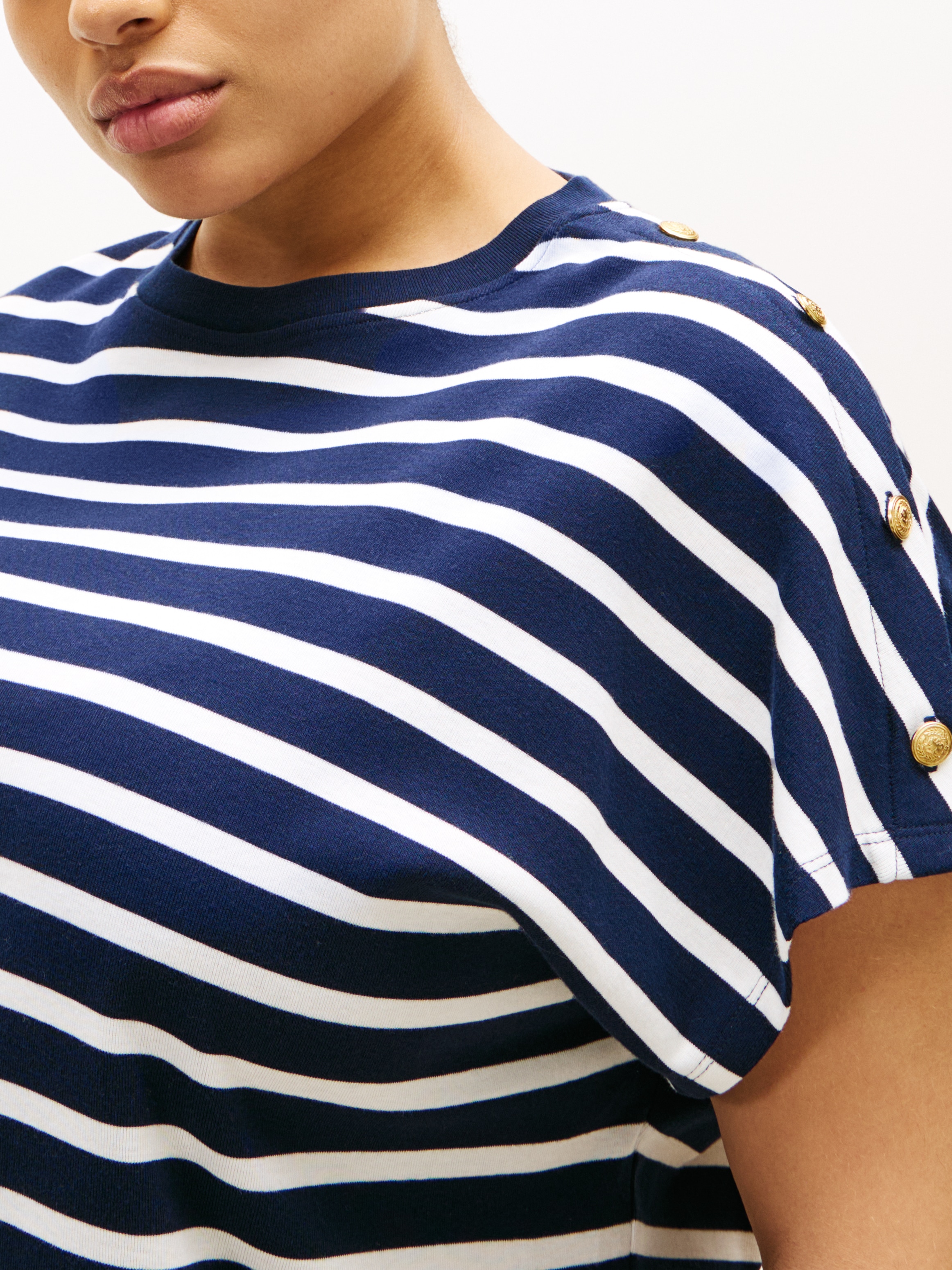 Tommy Hilfiger Curve T-shirt à manches courtes »CRV GOLD BUTTON SS TEE« in grossen Grössen