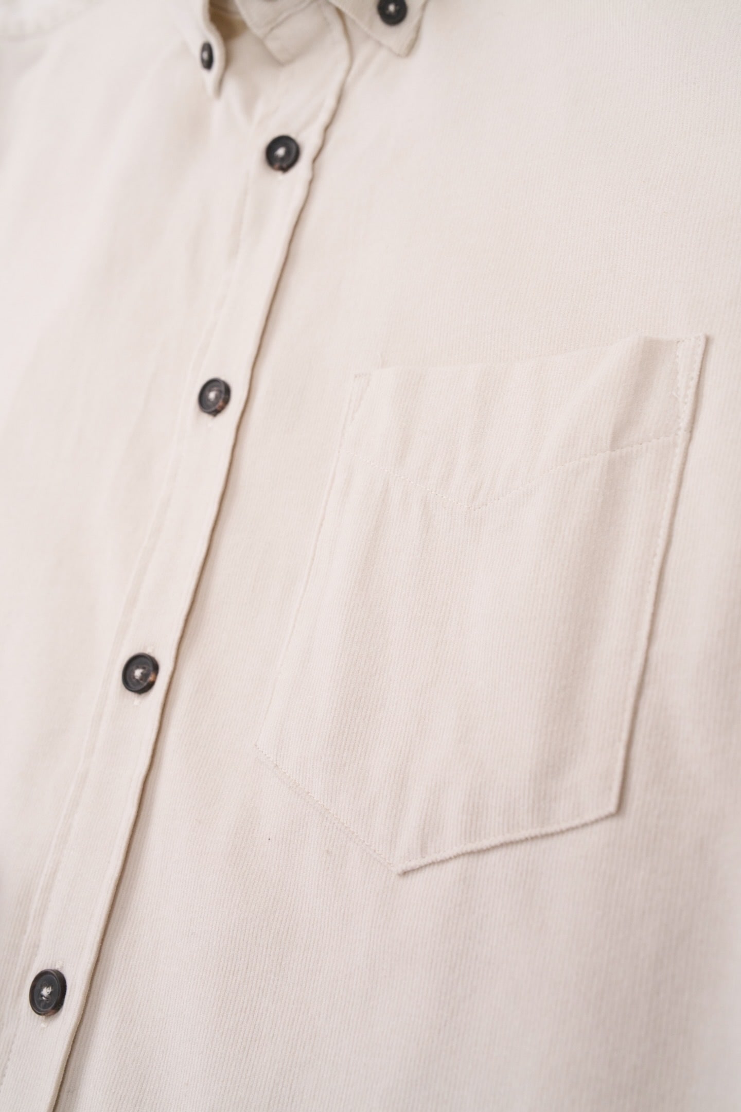 bugatti Chemise à manches longues aus modernem Feincord