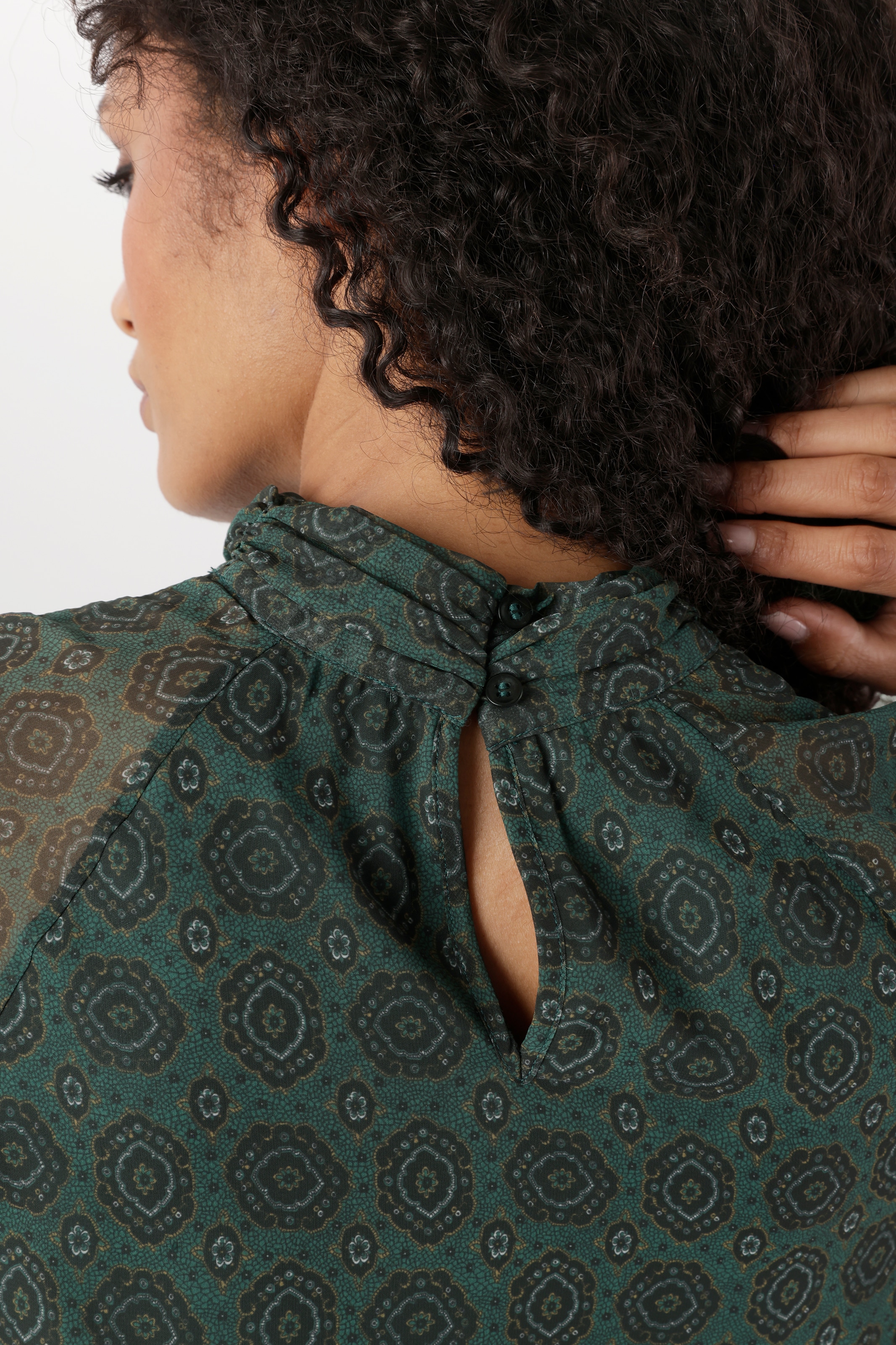 Aniston SELECTED Chiffonbluse hinten im Nacken mit zwei Knöpfen zu schliessen - NEUE KOLLEKTION