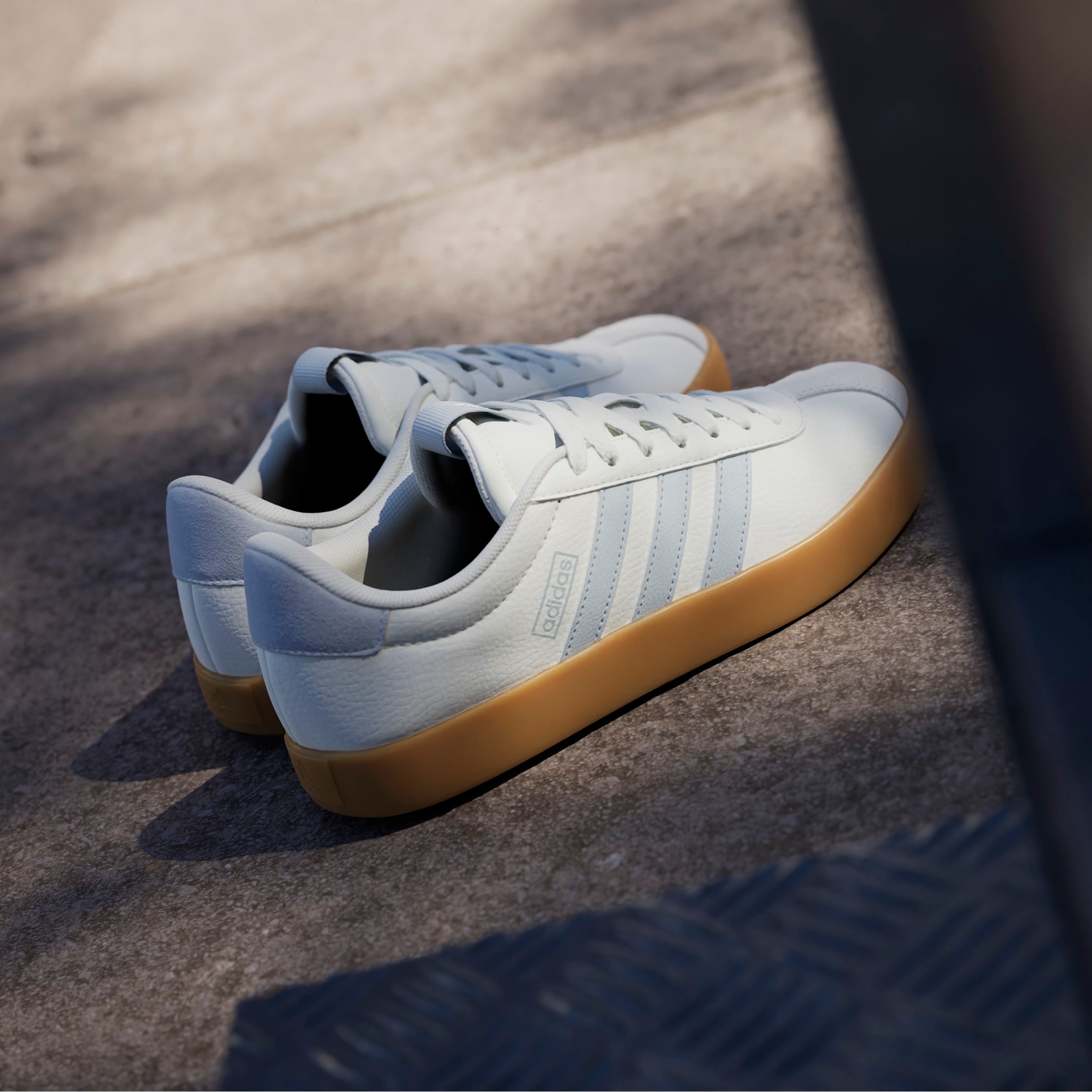 adidas Sportswear Sneakers »VL COURT 3.0«  inspiriert vom Design des adidas samba