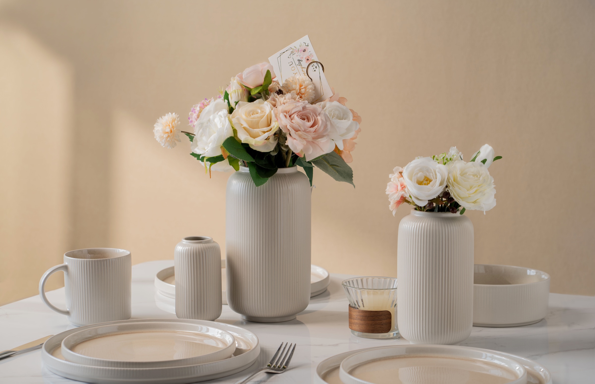 GOODproduct Vase de table »Ylvii, innen vollständig glasiert und wasserundurchlässig« Vases en céramique, uni mat ou avec un glaçage brillant et effet