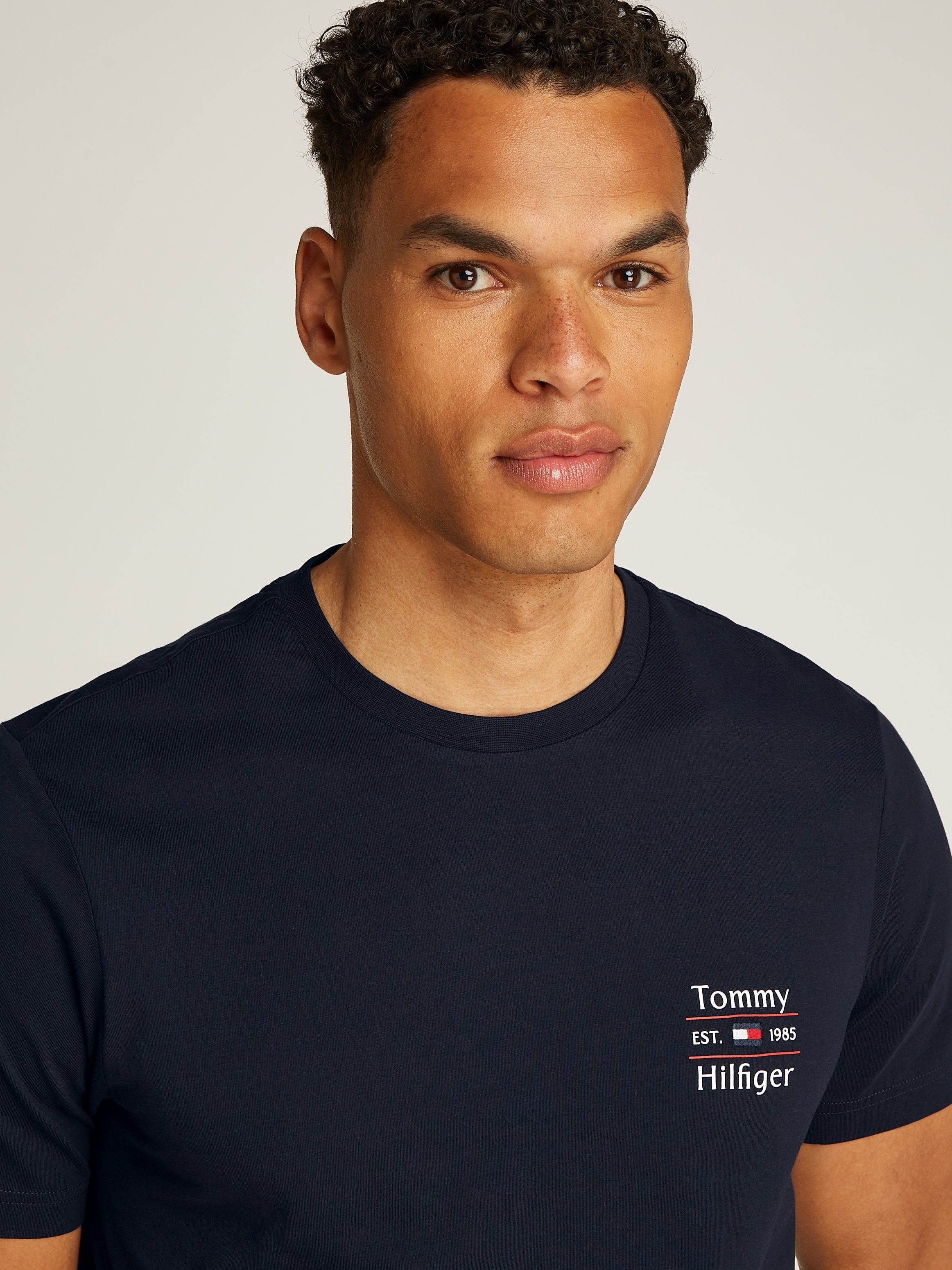Tommy Hilfiger Rundhalsshirt »HILFIGER STACK TEE«