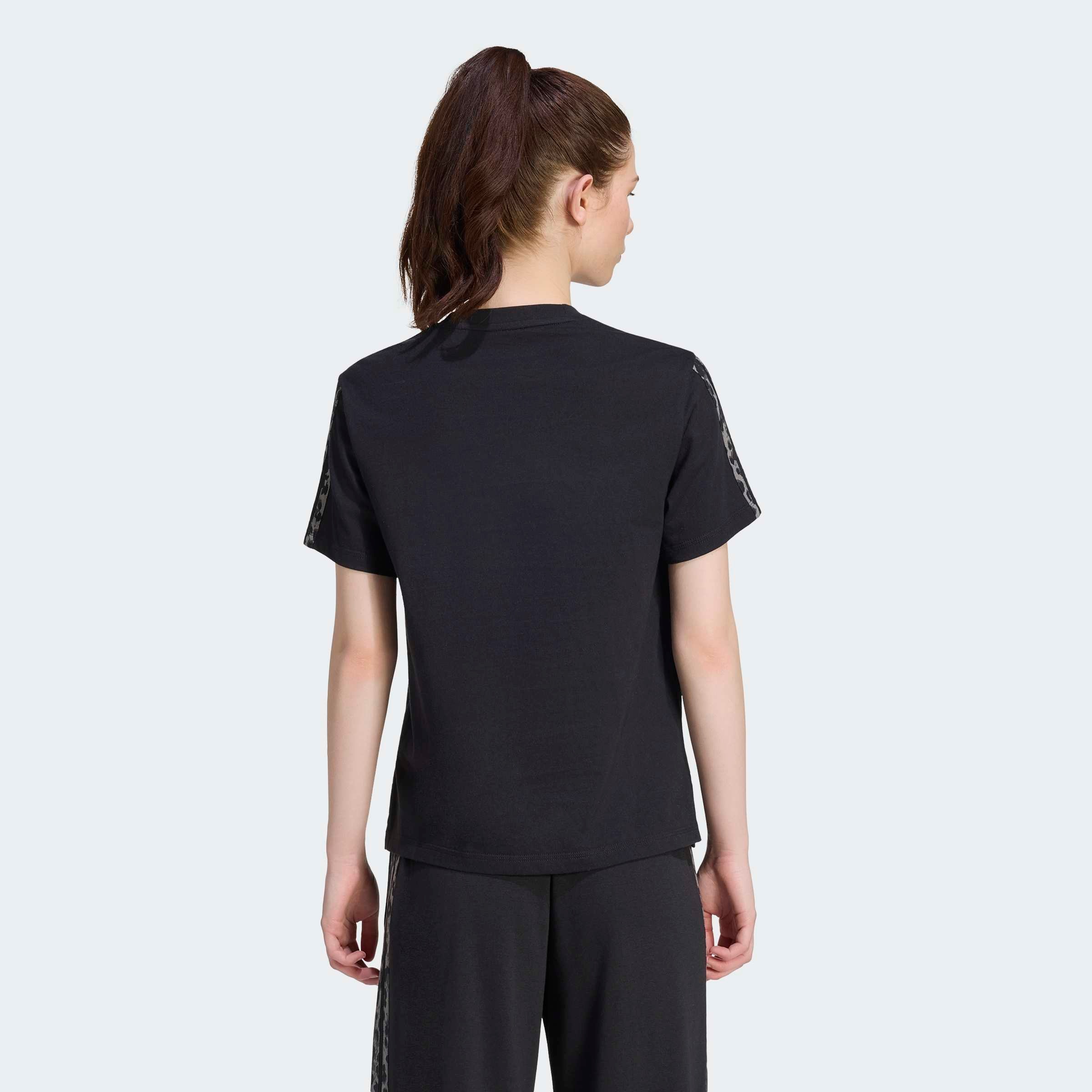 adidas Sportswear T-Shirt »W AOP 3S SJ TEE« mit Rundhalsausschnitt, ohne Verschluss, aus Baumwolle