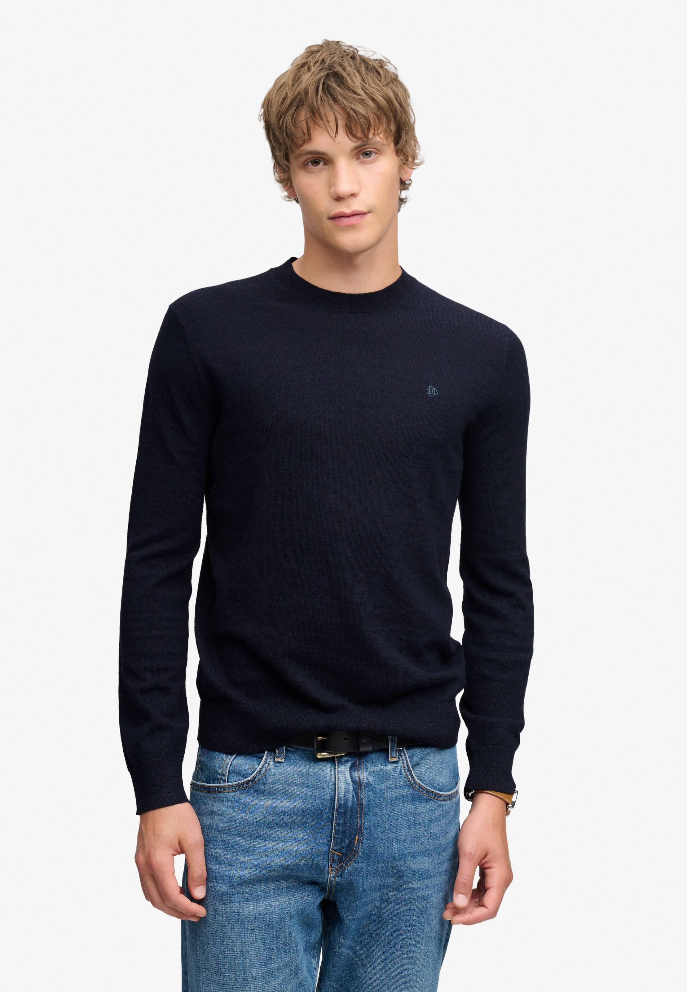 Superdry Pull à col rond »ESSENTIAL LW WOOL BLEND JUMPER« Mélange de coton, coupe slim