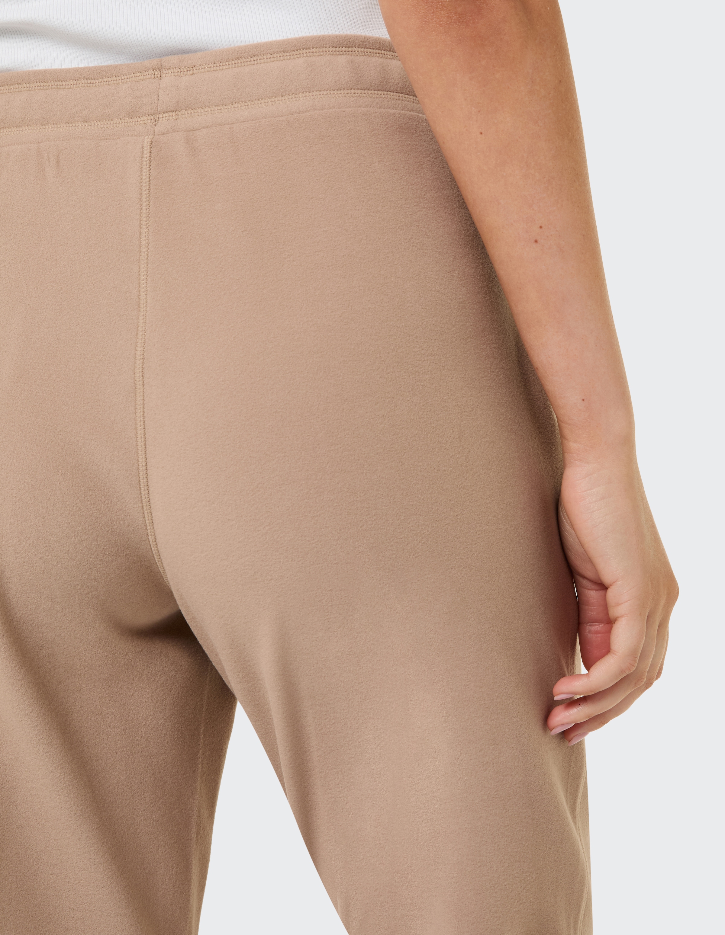 Joy Sportswear Sweathose »D SWEATHOSE ULLA«  für Erwachsene, aus Polyester und Elasthan, normal-weite Passform