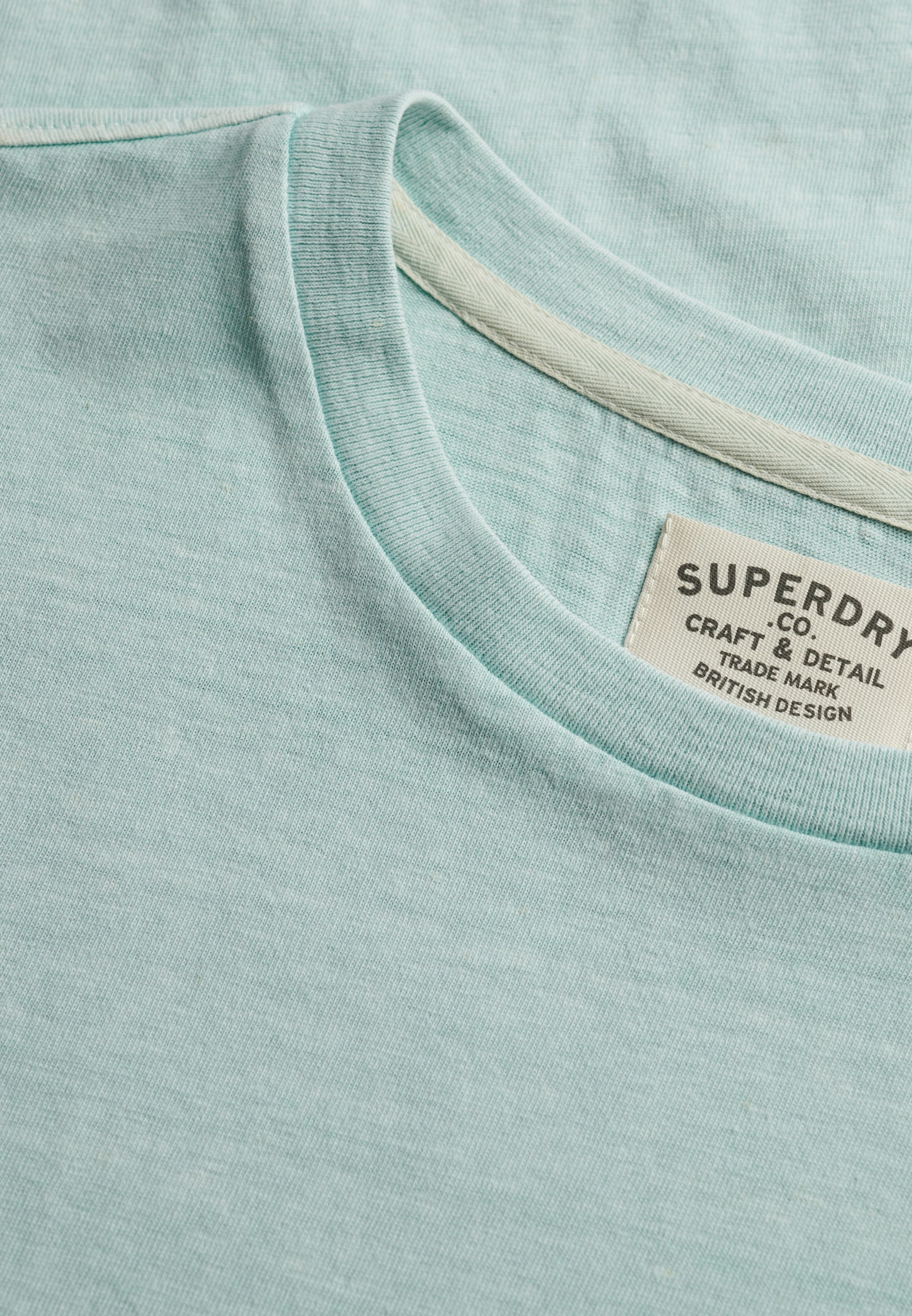 Superdry Shirt à col rond »COTTON CLASSIC LINEN PKT TEE« aus tollem Baumwoll-Leinen-Mischgewebe