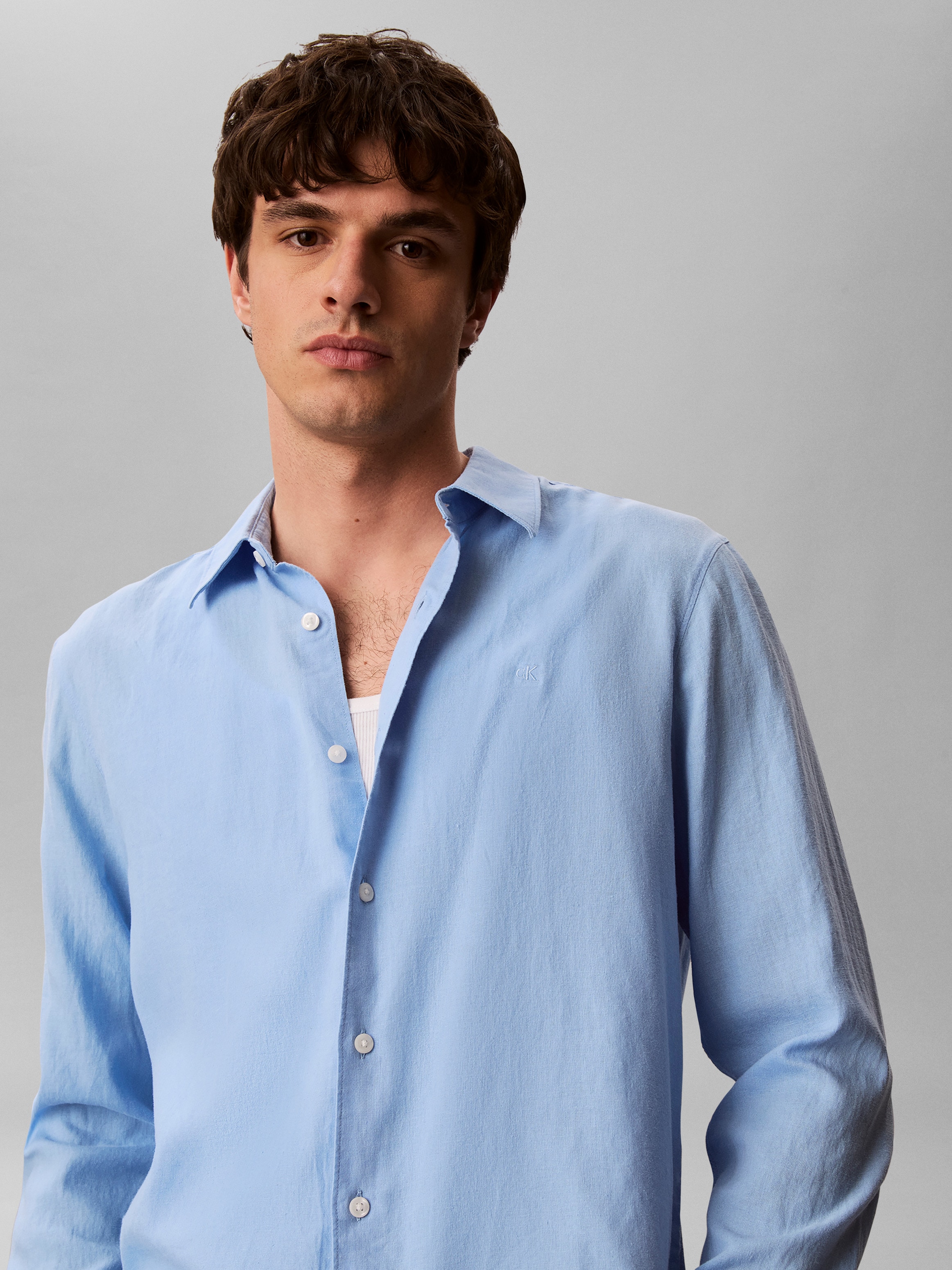 Calvin Klein Chemise en lin »SOLID LINEN CLASSIC« Kentkragen, Regular Fit, Leinen-Viskosemix
